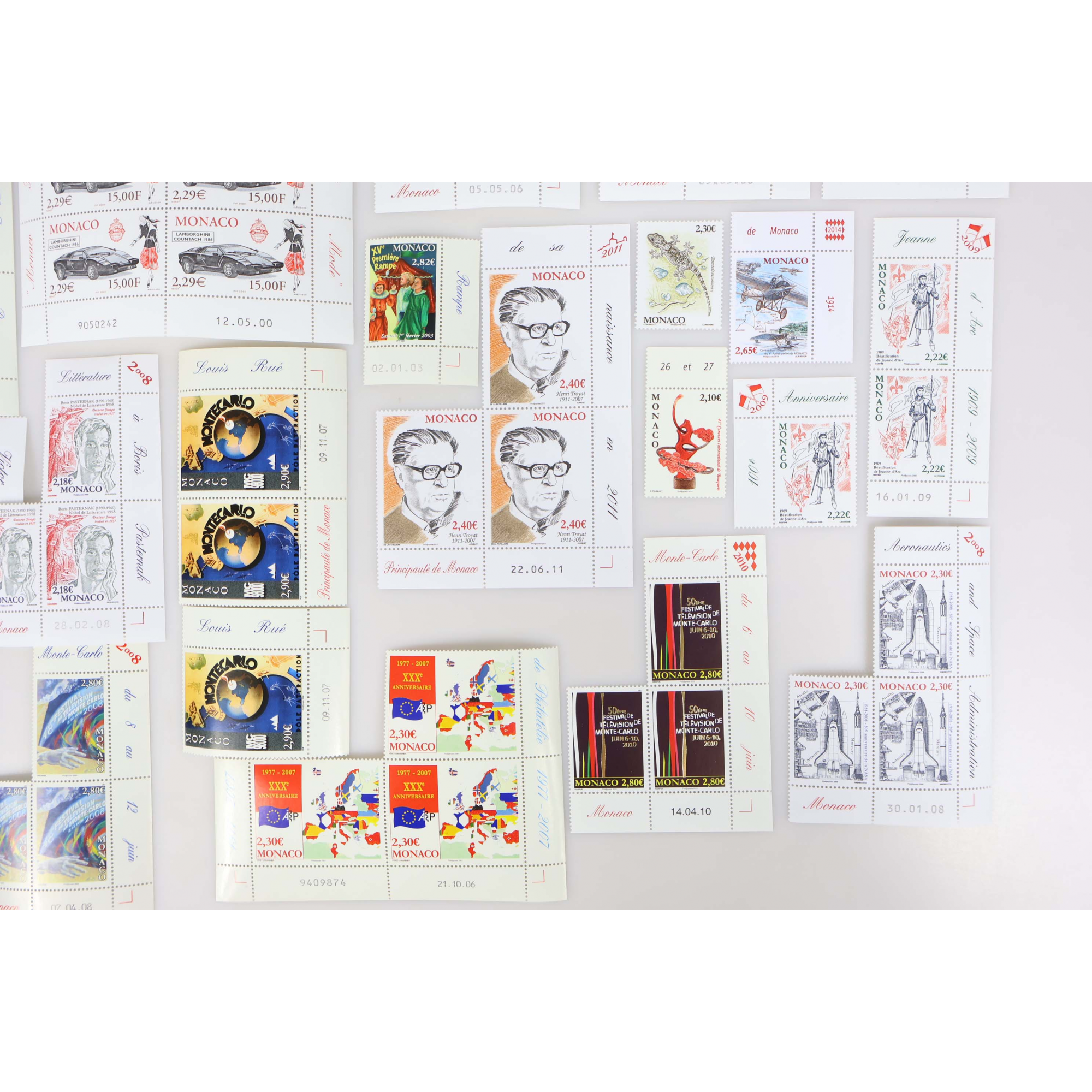 MONACO LOT DE TIMBRES POSTE VALEURS DE 2€ À 3€ NEUFS** FACIALE 149€