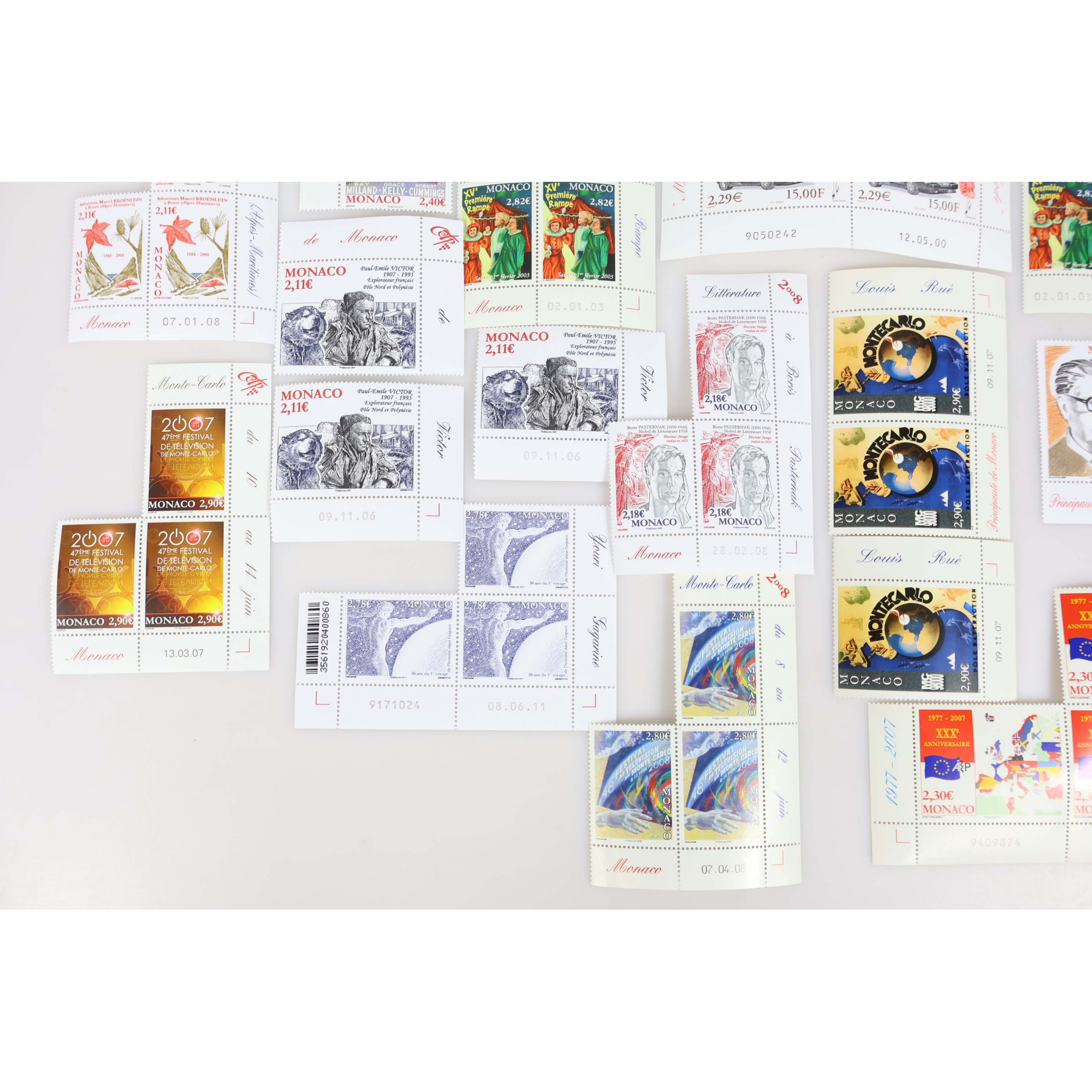 MONACO LOT DE TIMBRES POSTE VALEURS DE 2€ À 3€ NEUFS** FACIALE 149€