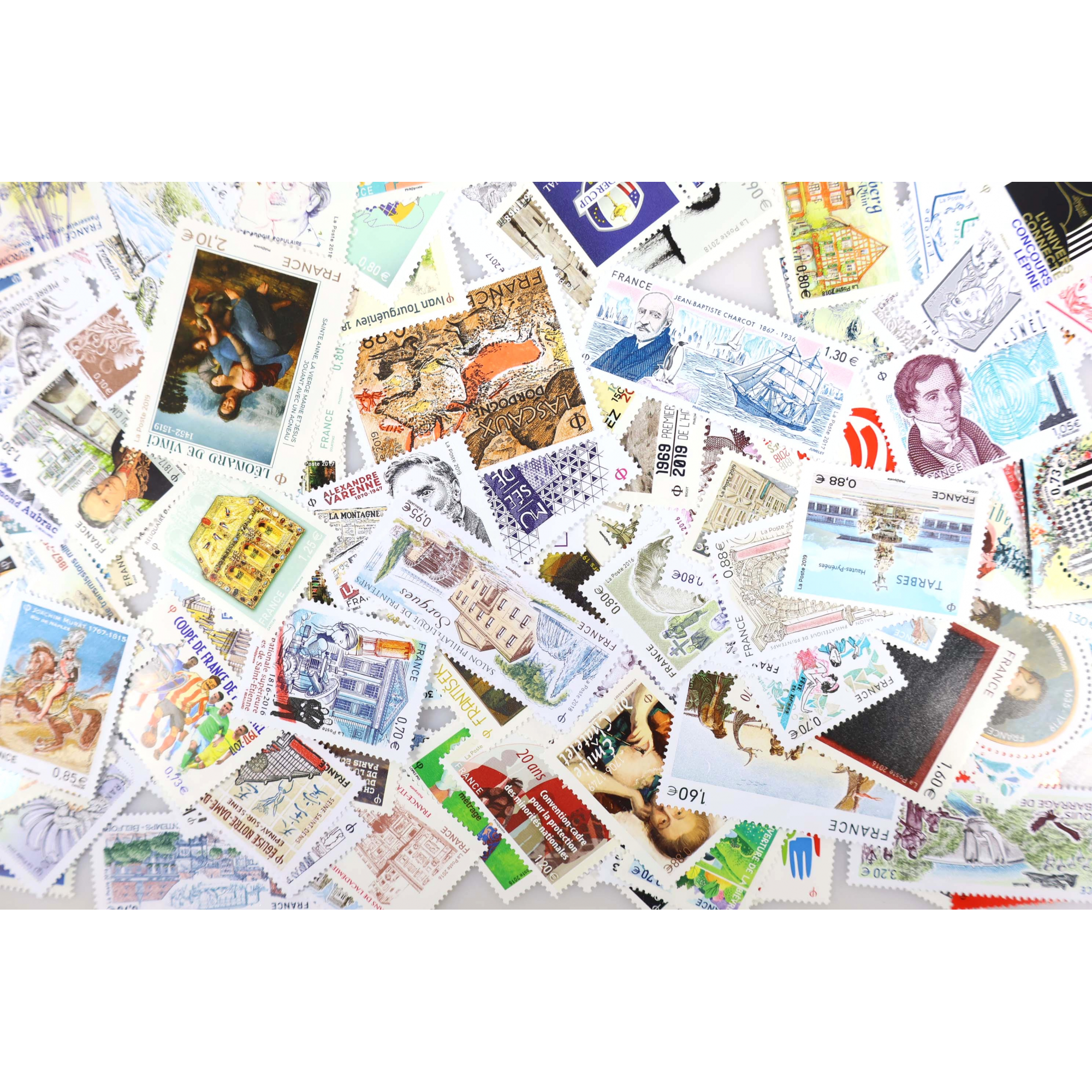 FRANCE LOT DE TIMBRES POSTE DE 2016 A 2019 NEUFS** VALEUR FACIALE DE 228 EUROS