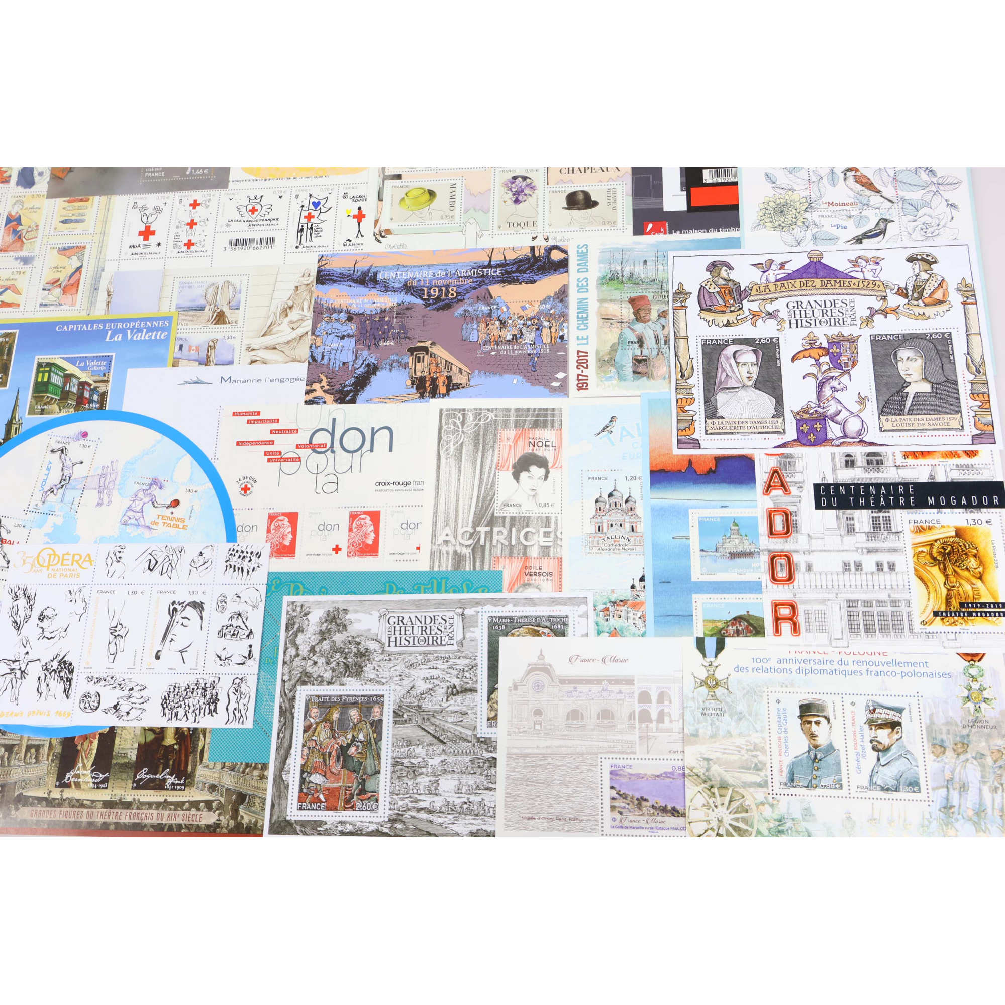 FRANCE, LOT DE BLOCS DE 2016 A 2019 TIMBRES NEUFS**, VALEUR FACIALE 163 EUROS