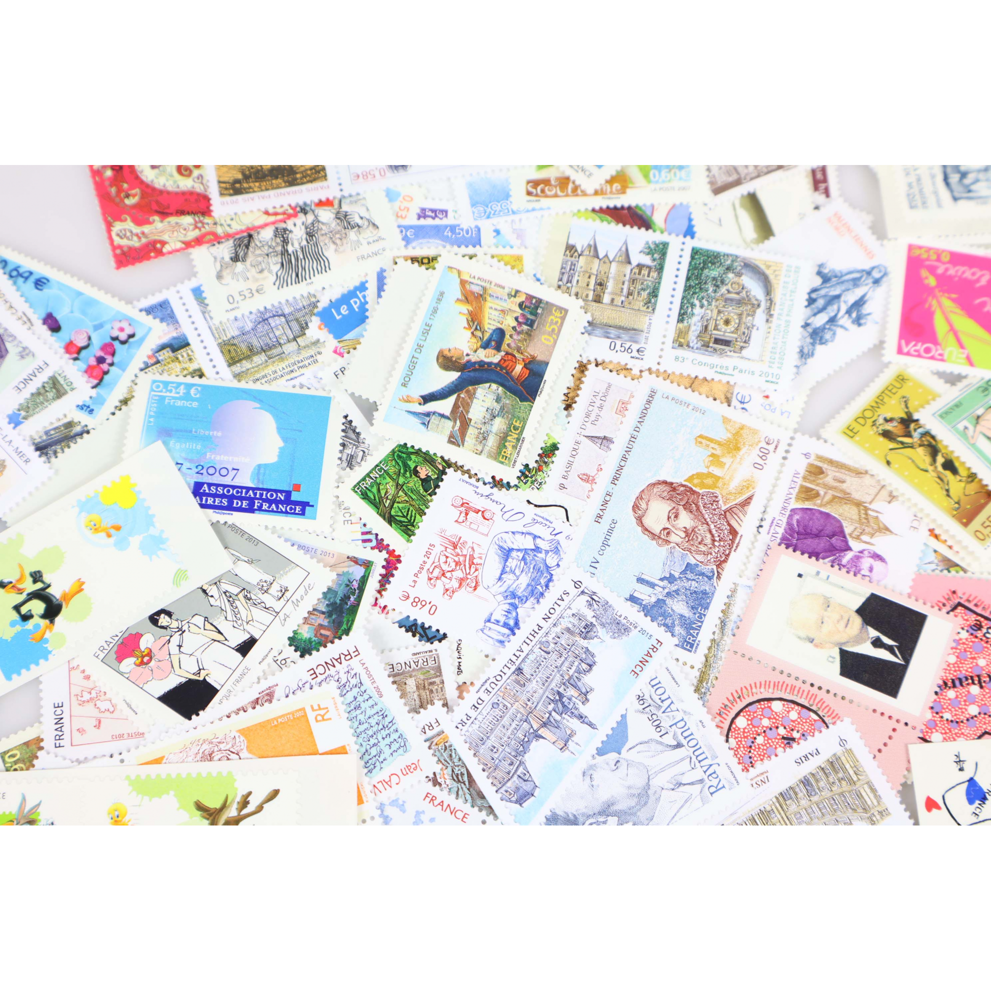 FRANCE, LOT TIMBRES POSTE EN EUROS ENTRE 0.53€ ET 0.69€ NEUFS** FACIALE DE 202€