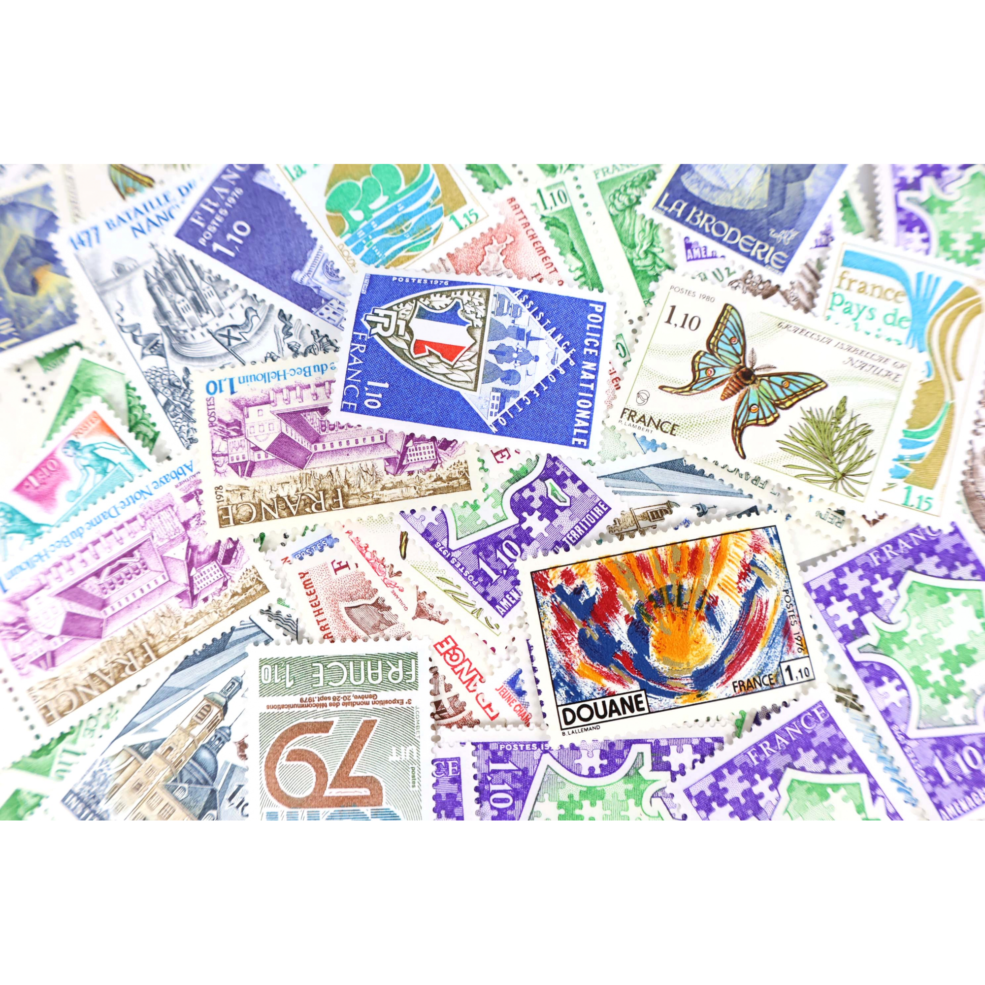 LOT DE 300 TIMBRES FRANCE NEUFS AFFRANCHISSEMENT 1,10 FRANCS, SOUS FACIALE