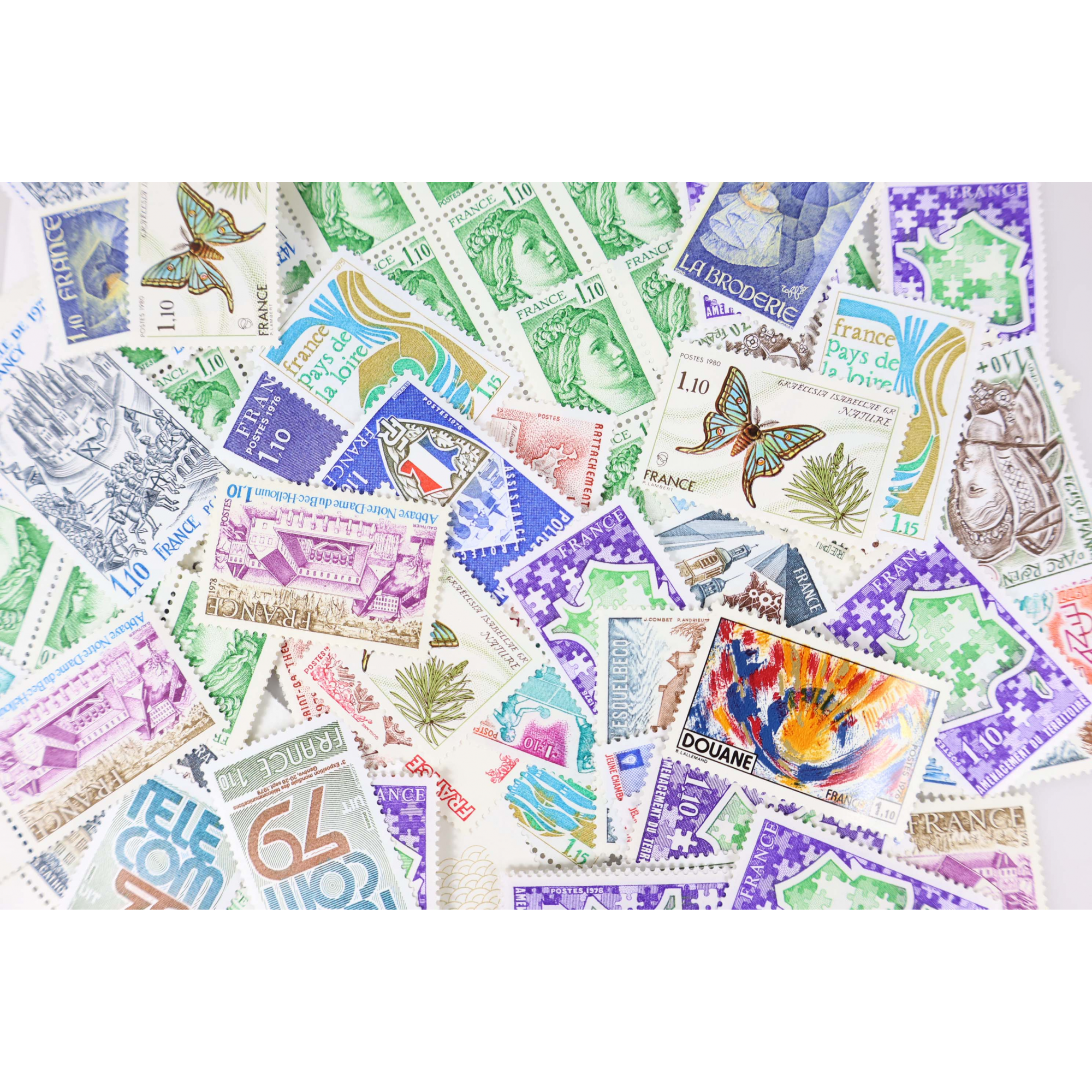 LOT DE 300 TIMBRES FRANCE NEUFS AFFRANCHISSEMENT 1,10 FRANCS, SOUS FACIALE