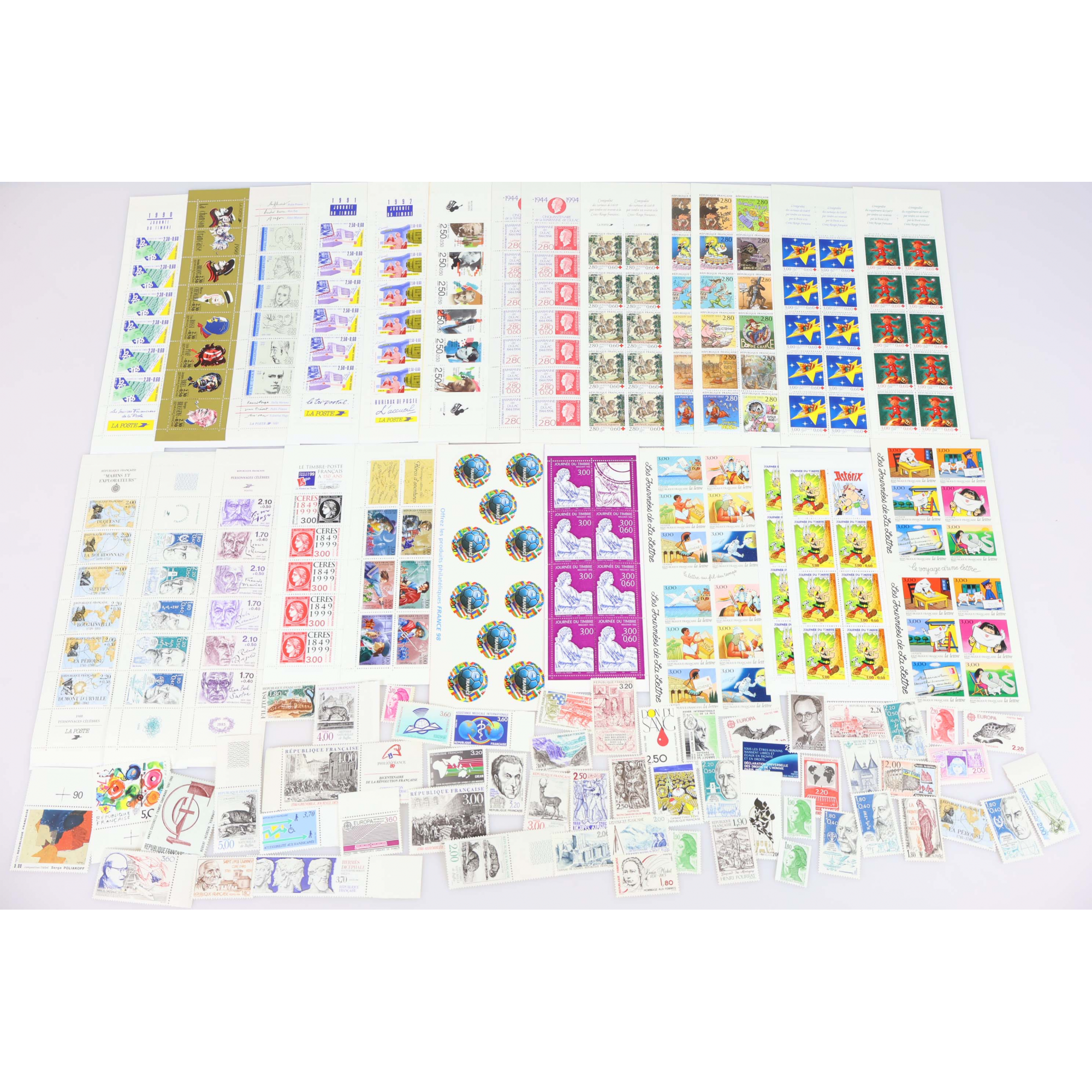 LOT TIMBRES EN FRANCS POUR AFFRANCHIR, VRAC/CARNETS NEUFS, VALEUR FACIALE 100€