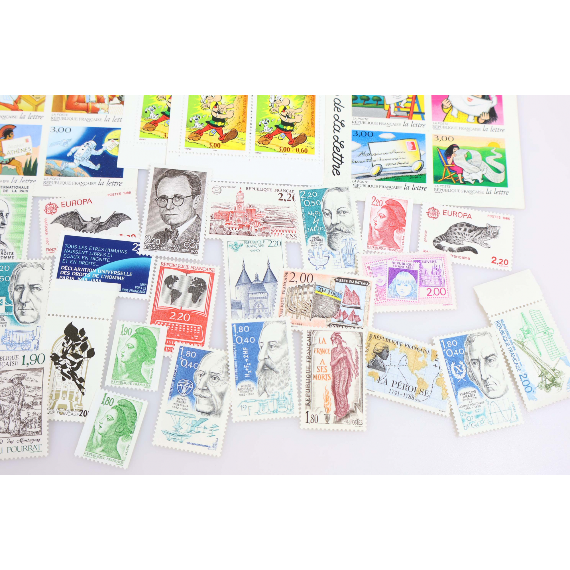 LOT TIMBRES EN FRANCS POUR AFFRANCHIR, VRAC/CARNETS NEUFS, VALEUR FACIALE 100€