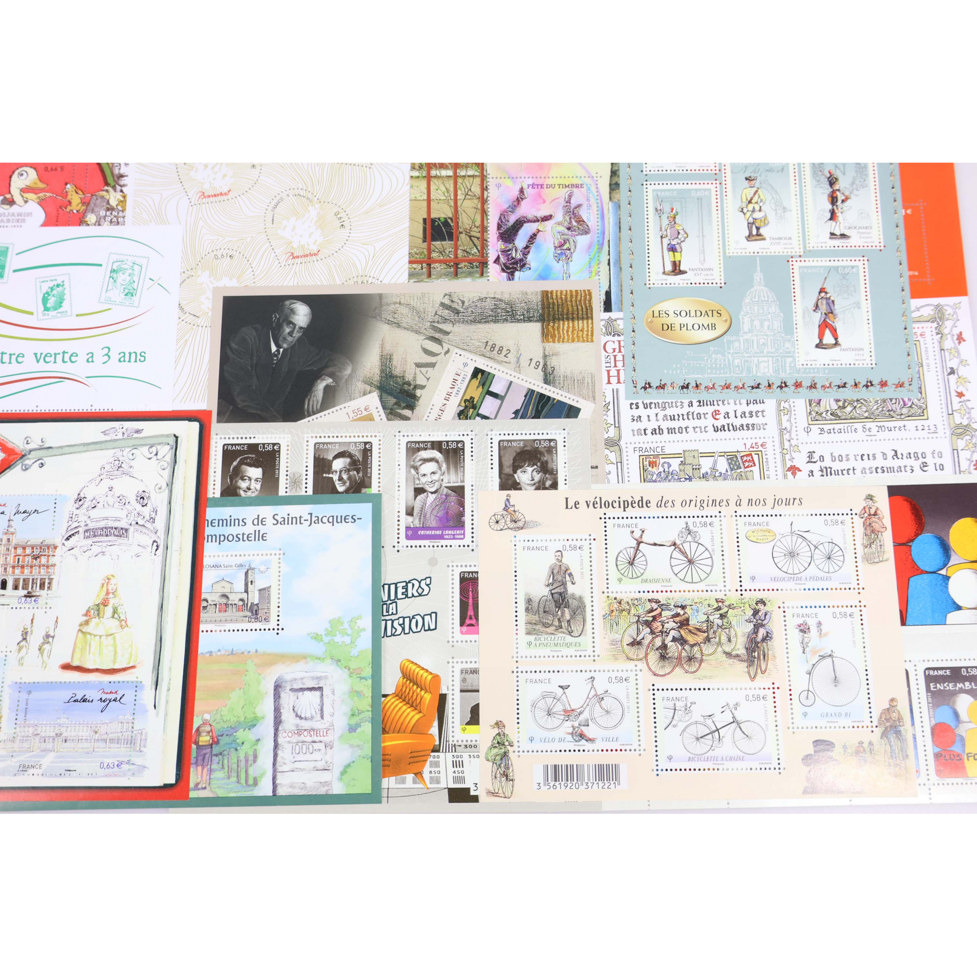 LOT DE TIMBRES ET BLOCS DE FRANCE DE 2011 A 2014 FACIALE ELEVEE TIMBRES NEUFS**