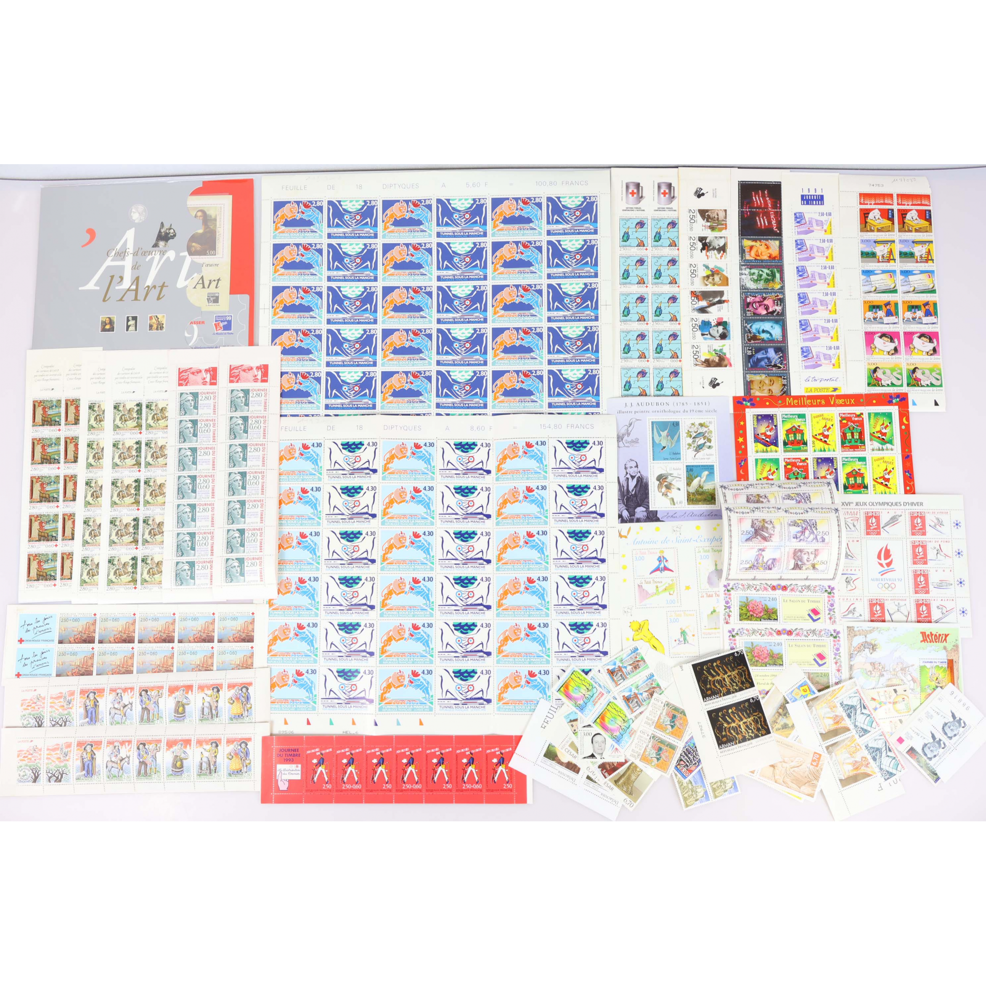 LOT EN FRANCS TIMBRES / FEUILLES / BLOCS / CARNETS VALEUR FACIALE 1021 FRANCS