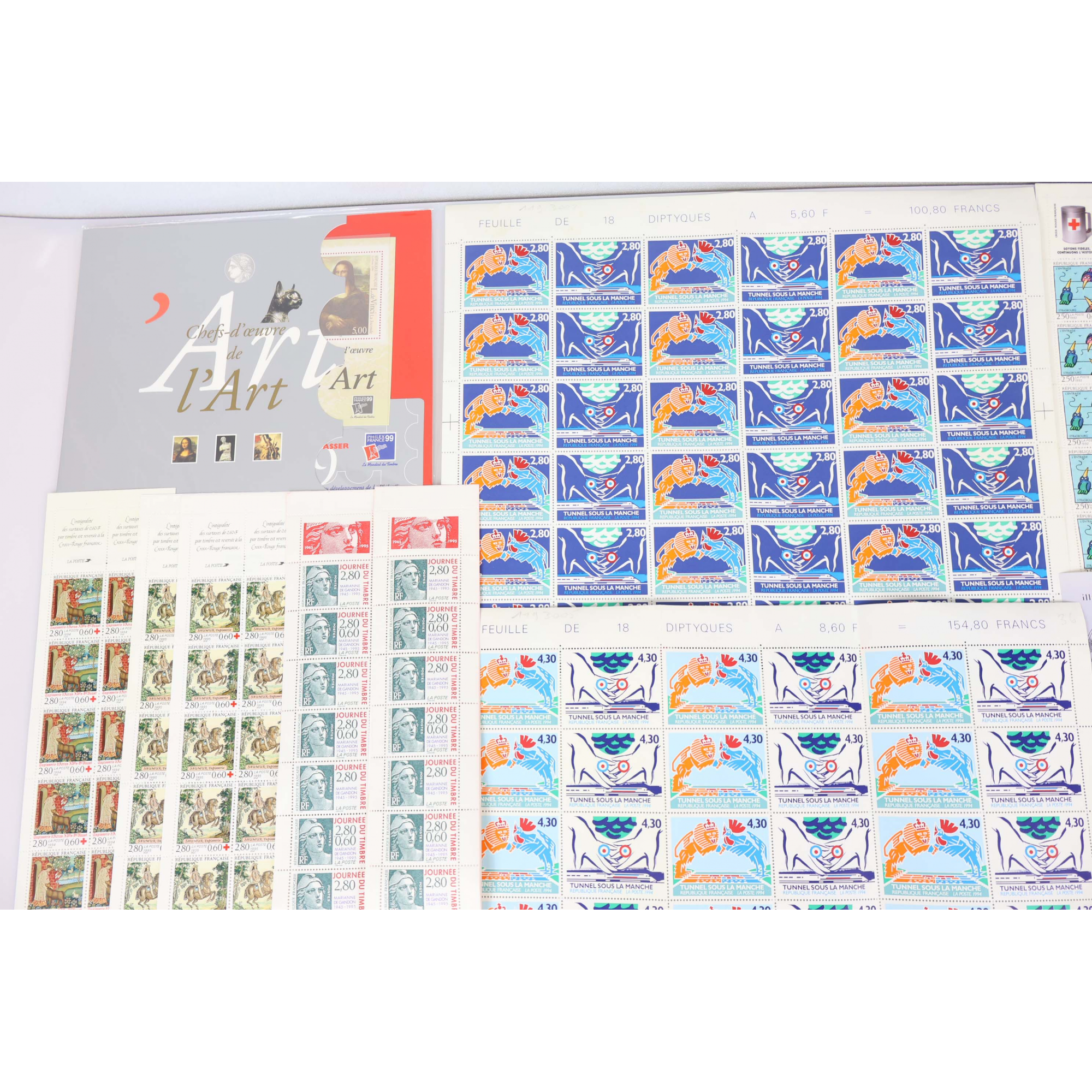 LOT EN FRANCS TIMBRES / FEUILLES / BLOCS / CARNETS VALEUR FACIALE 1021 FRANCS