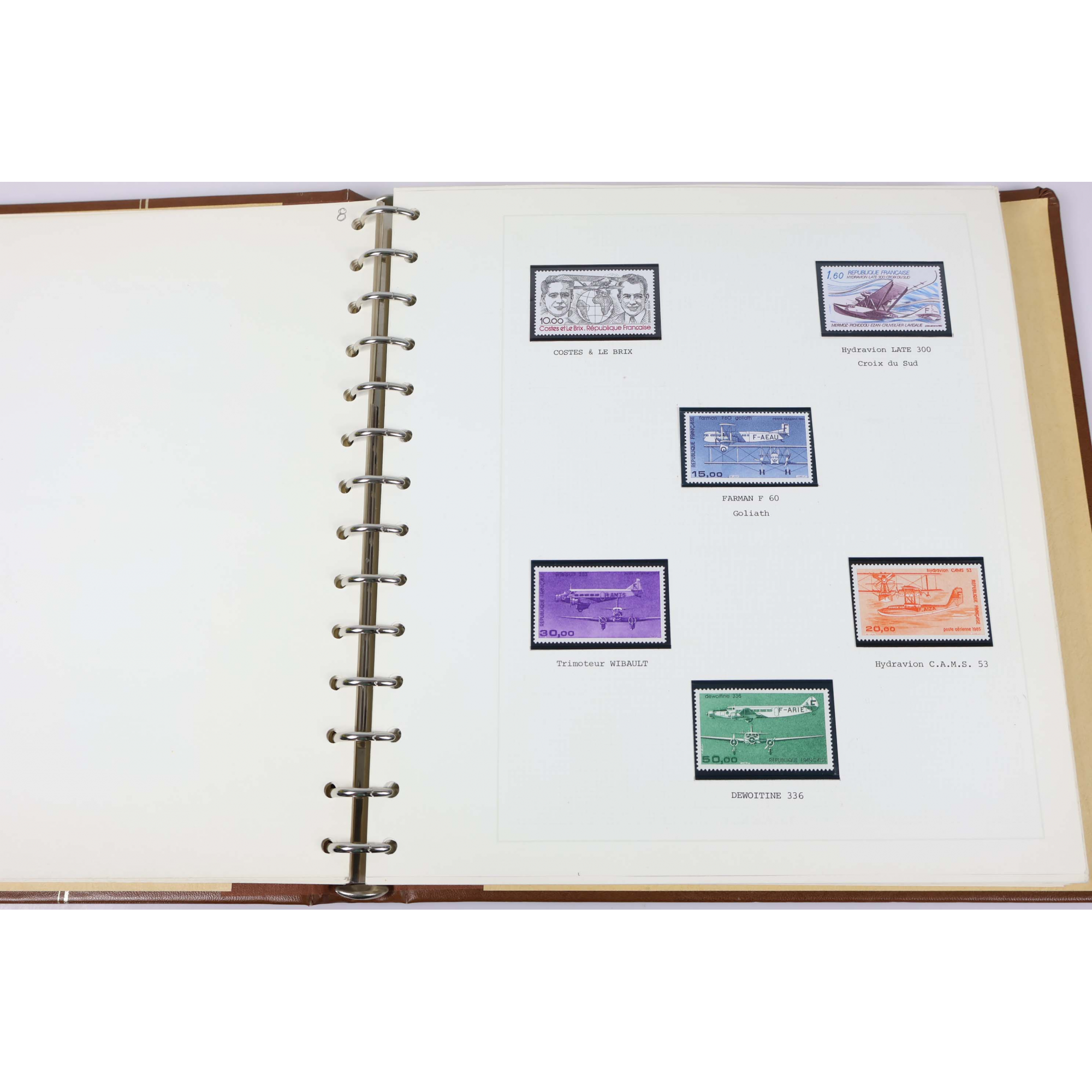 FRANCE, COLLECTION DE TIMBRES NEUFS** PA ET THÉMATIQUES SPORTS/TABLEAUX/CR/...