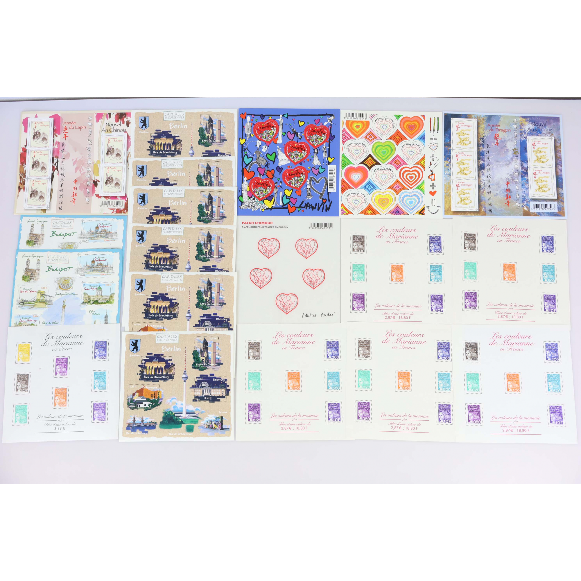 FRANCE, LOT DE BLOCS ET FEUILLETS EN EUROS TIMBRES NEUFS VALEUR FACIALE 50 EUROS