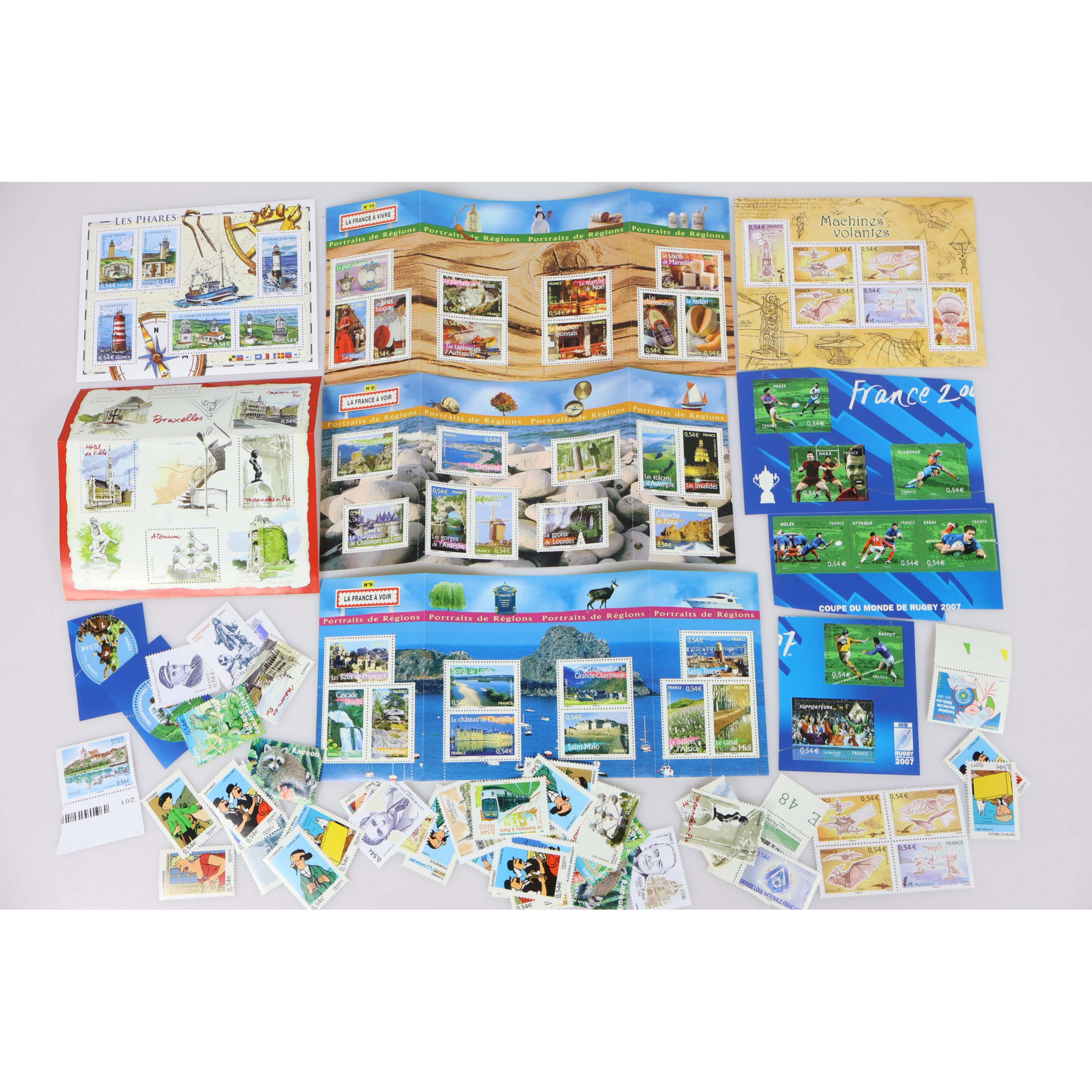 LOT DE 100 TIMBRES A 0.54€ EN BLOCS ET TIMBRES-POSTES NEUFS FACIALE 54€