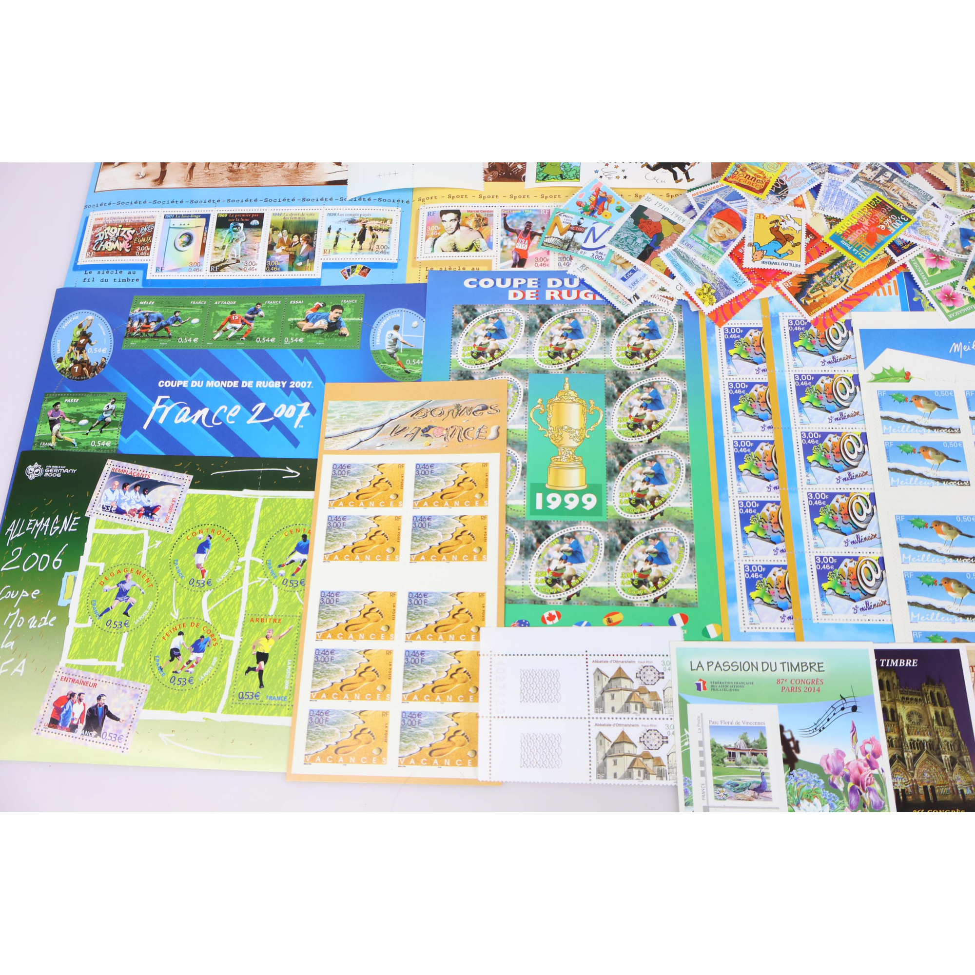 LOT DE TIMBRES NEUFS DE FRANCE EN EUROS AFFRANCHISSEMENT / COLLECTION + CNEP