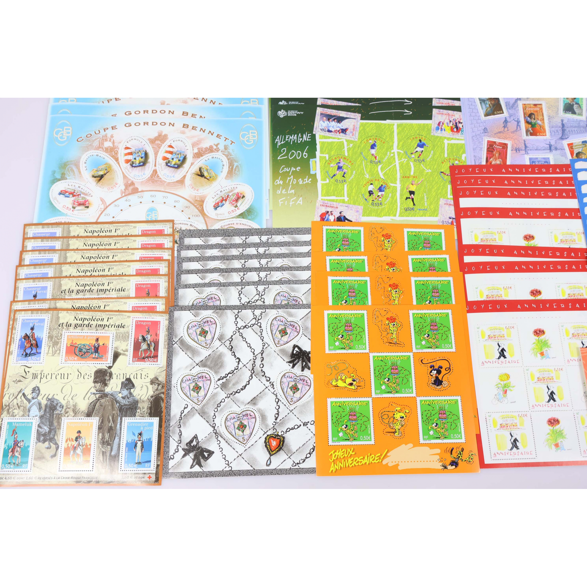 LOT IMPORTANT DE BLOCS-FEUILLETS EN EUROS TIMBRES NEUFS** FACIALE 282€