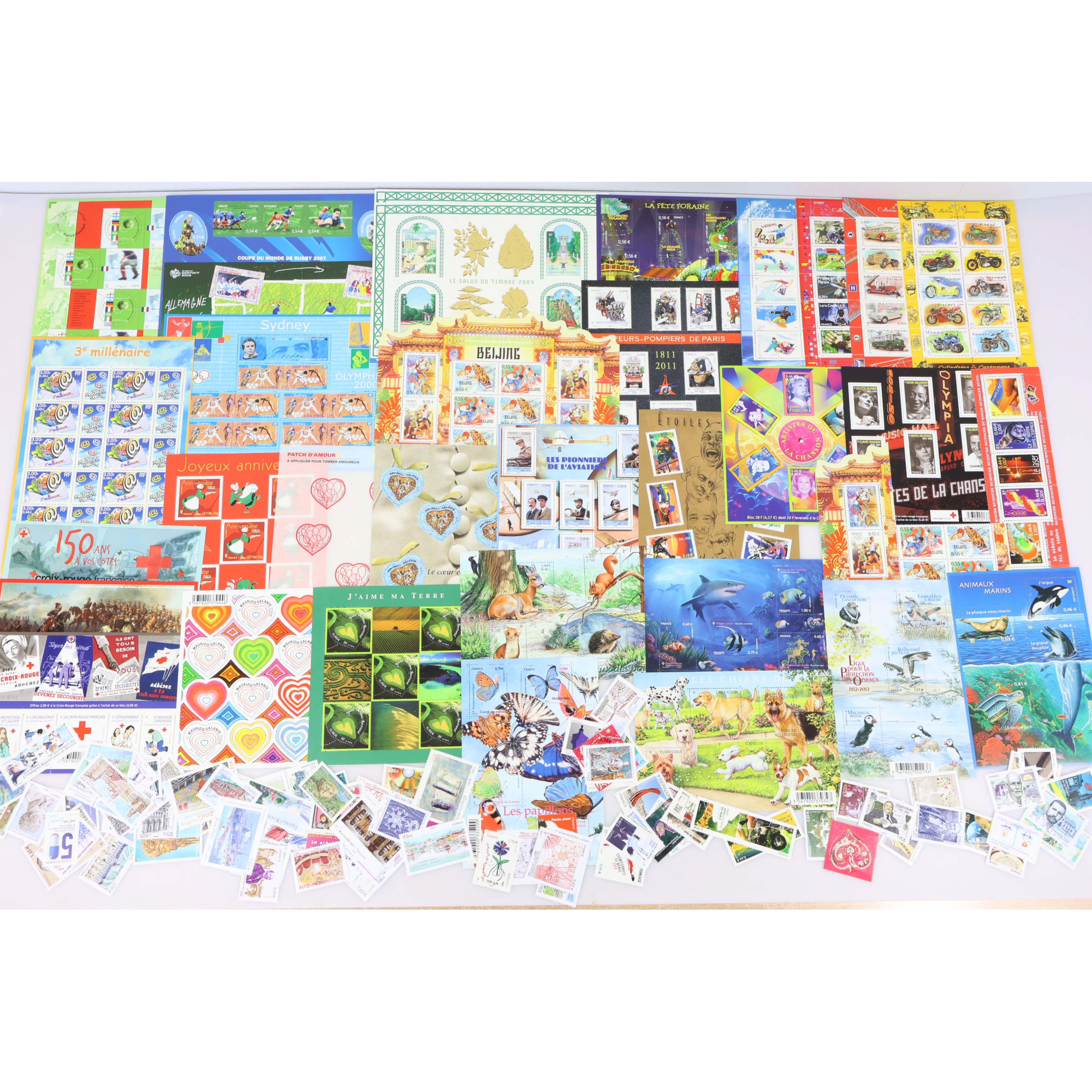 LOT DE TIMBRES-POSTE ET BLOCS EN EUROS FACIALE 208€ COLLECTION/AFFRANCHISSEMENT