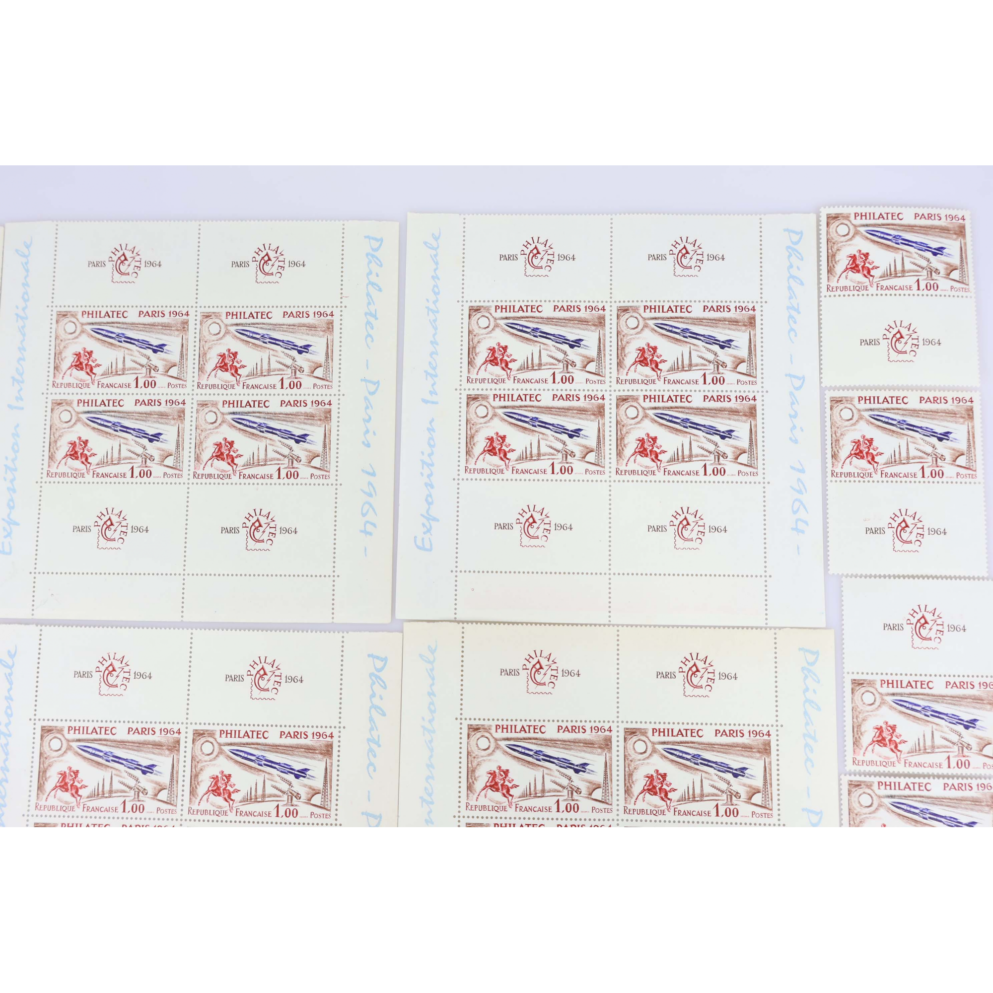 FRANCE N°1422 LOT DE 46 TIMBRES NEUFS ** EXPOSITION PHILATEC 1964 AVEC VIGNETTES