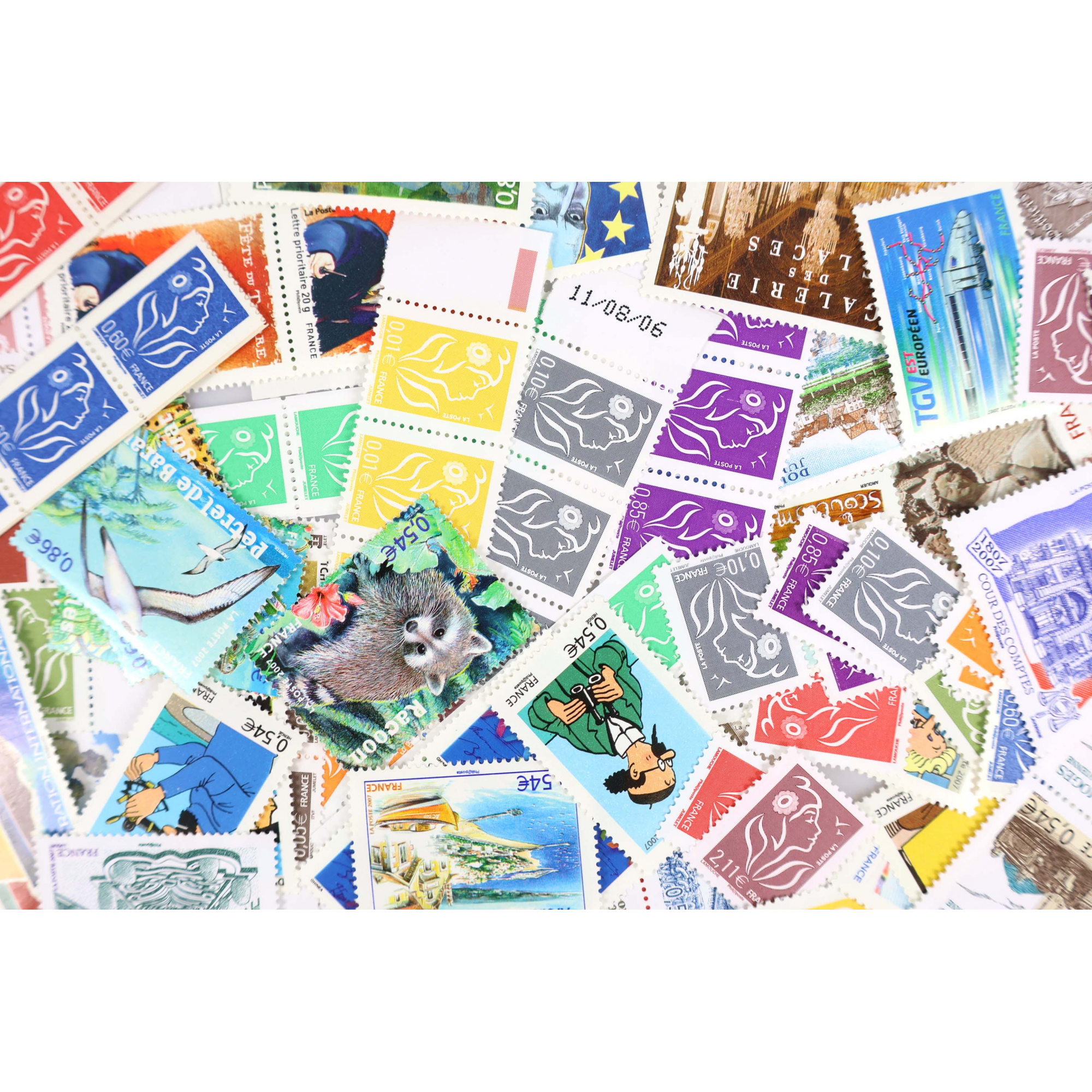 LOT DE TIMBRES-POSTE NEUFS** AVEC BEAUCOUP DE MARIANNES VALEUR FACIALE 125€
