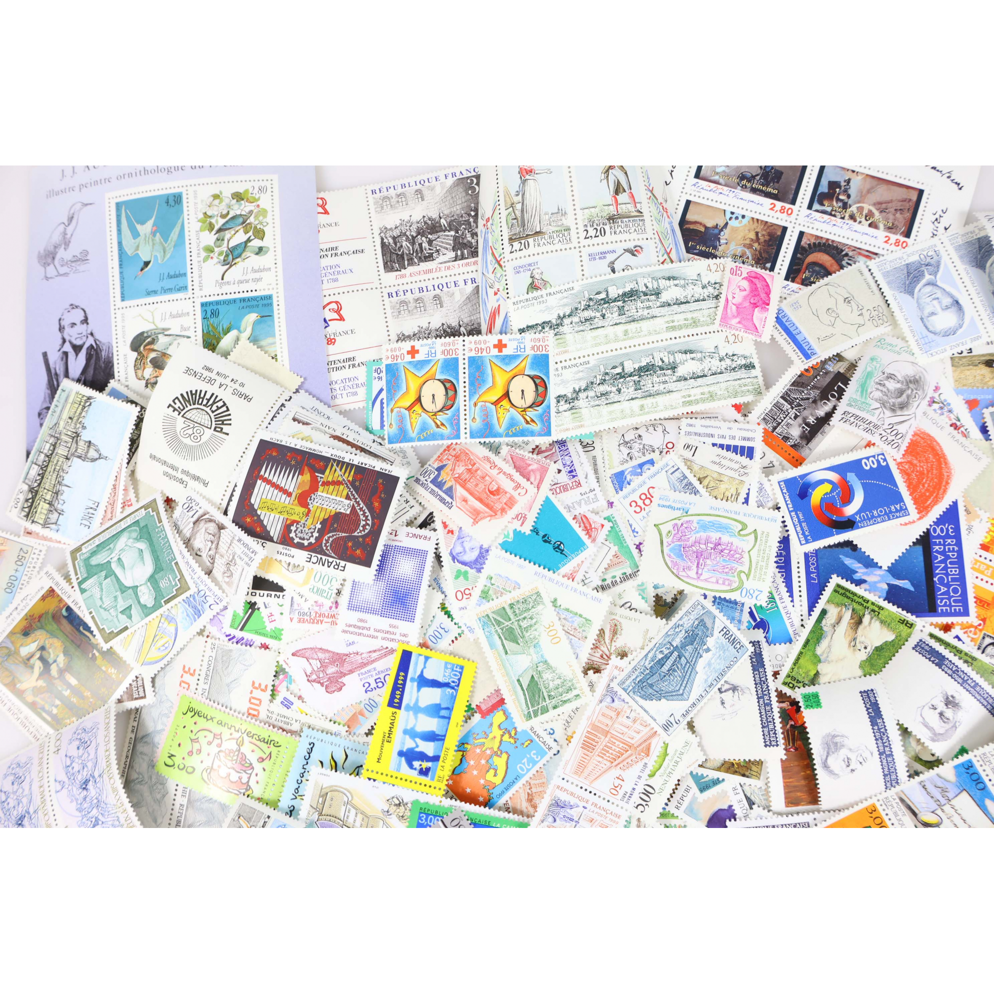 LOT IMPORTANT DE TIMBRES POUR AFFRANCHIR FACIALE 3564 FFR TIMBRES NEUFS**