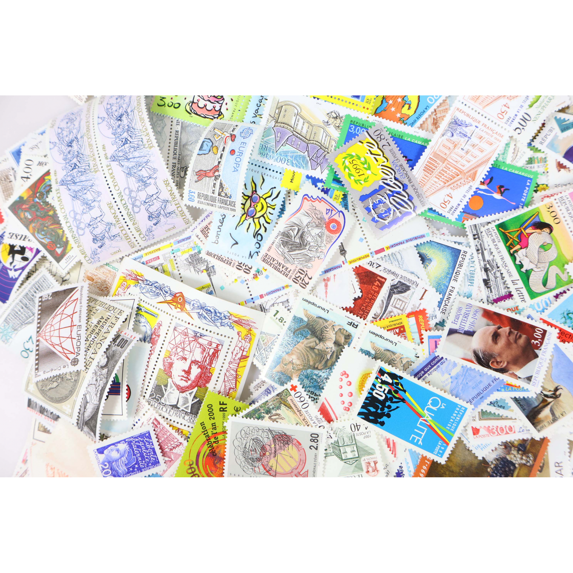 LOT IMPORTANT DE TIMBRES POUR AFFRANCHIR FACIALE 3564 FFR TIMBRES NEUFS**