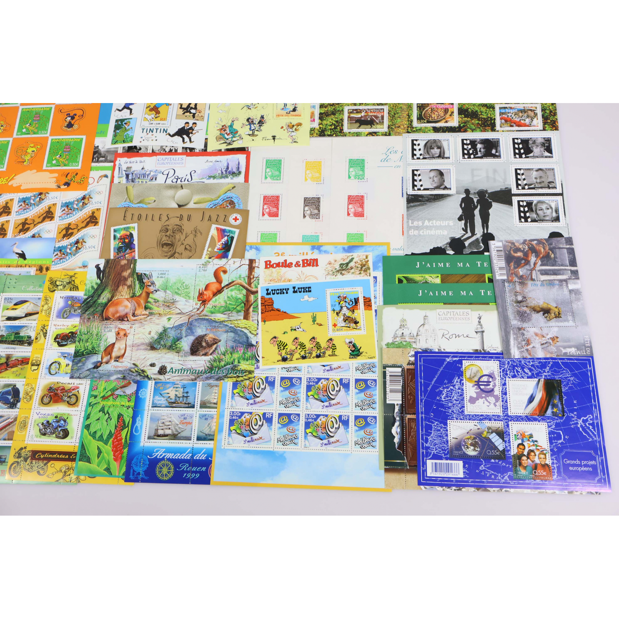 LOT DE TIMBRES-POSTE ET BLOCS EN EUROS FACIALE 134€ COLLECTION/AFFRANCHISSEMENT