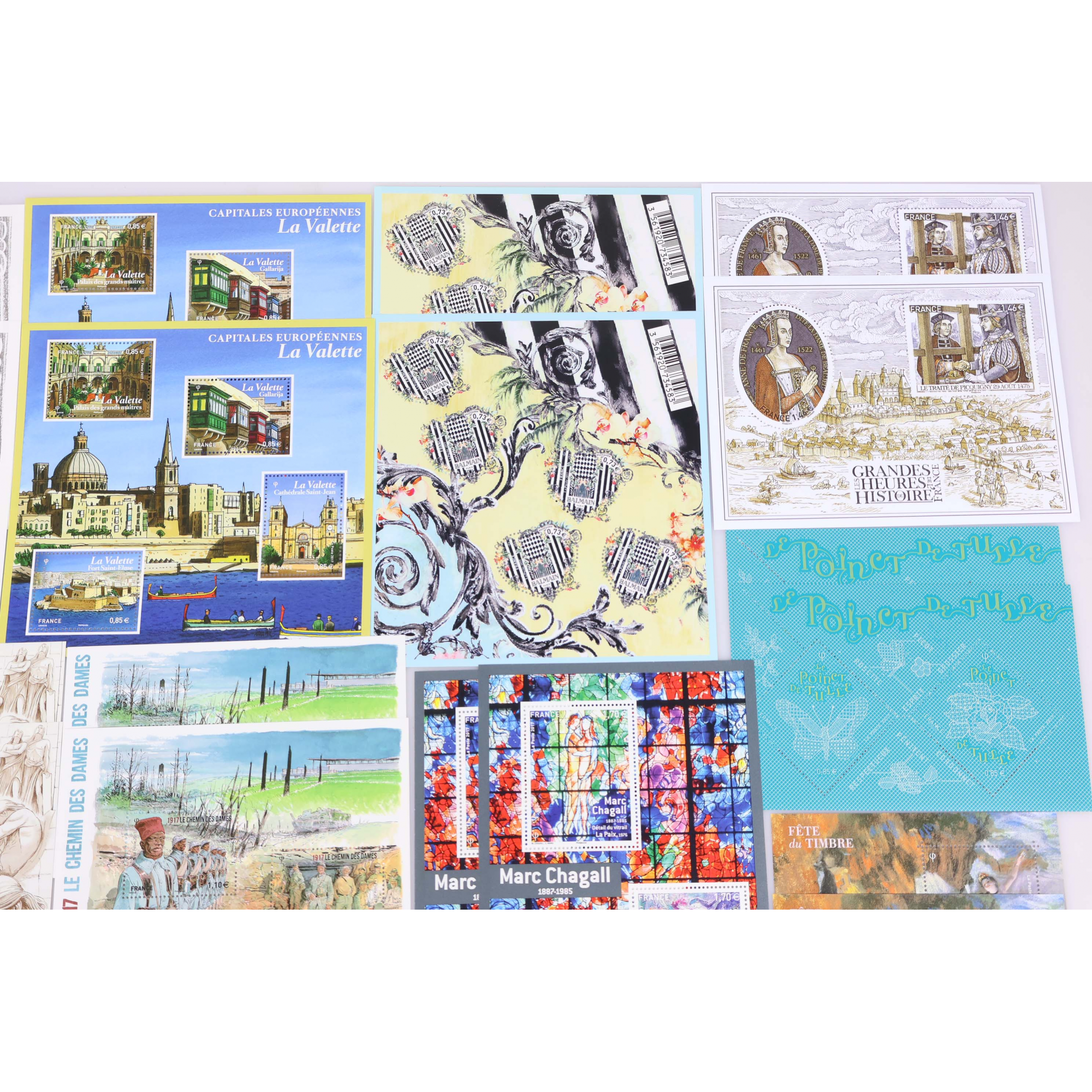 COLLECTION DE TIMBRES NEUFS** DE FRANCE DE L'ANNÉE 2017 AVEC DES DOUBLES