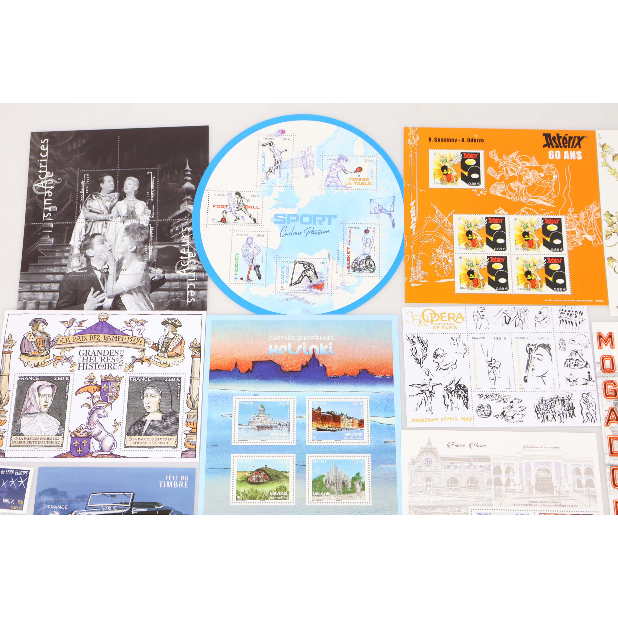 LOT DE TIMBRES ET BLOCS NEUFS** DE FRANCE DE L'ANNÉE 2019 FACIALE 90€