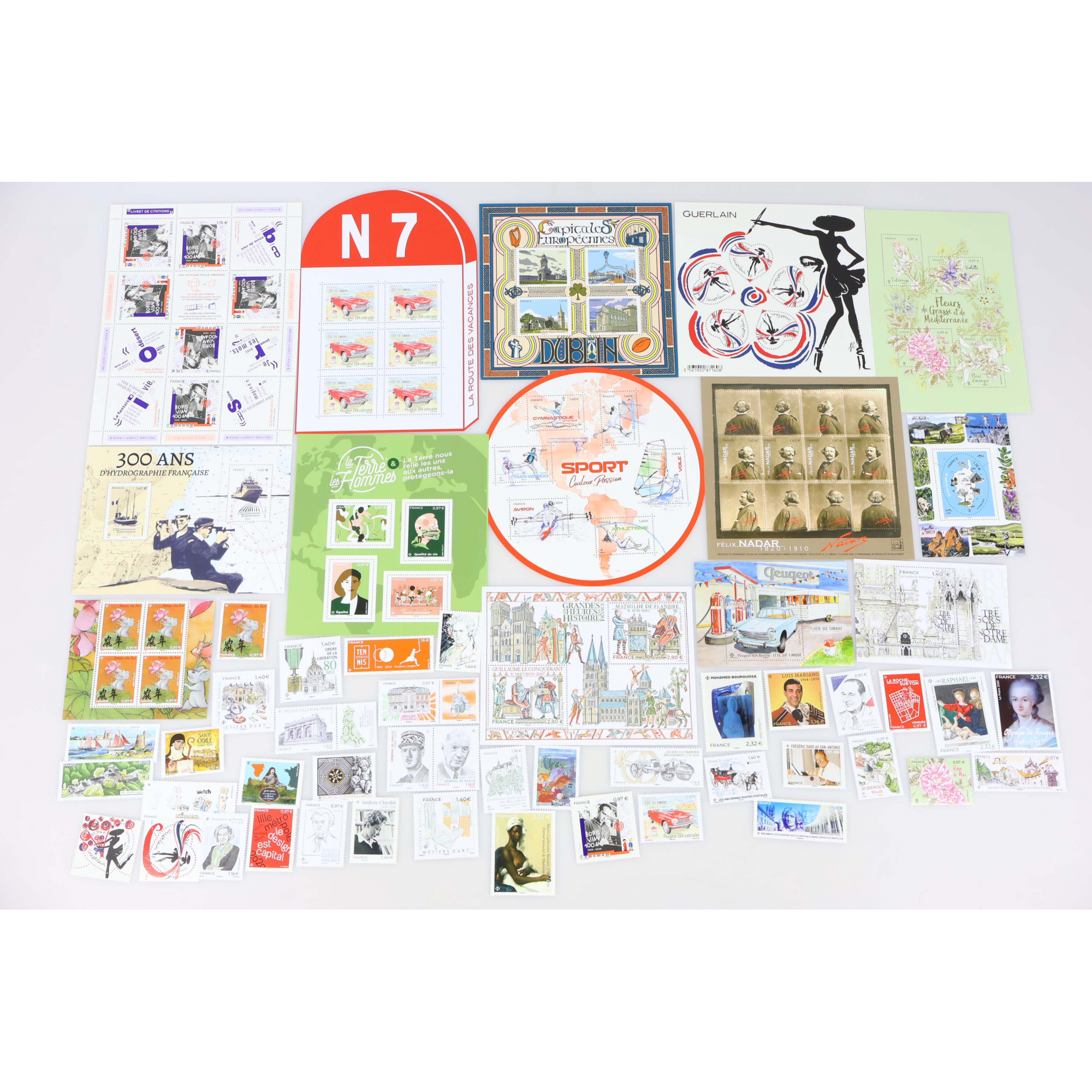 LOT DE TIMBRES ET BLOCS NEUFS** DE FRANCE DE L'ANNÉE 2020 FACIALE 112€