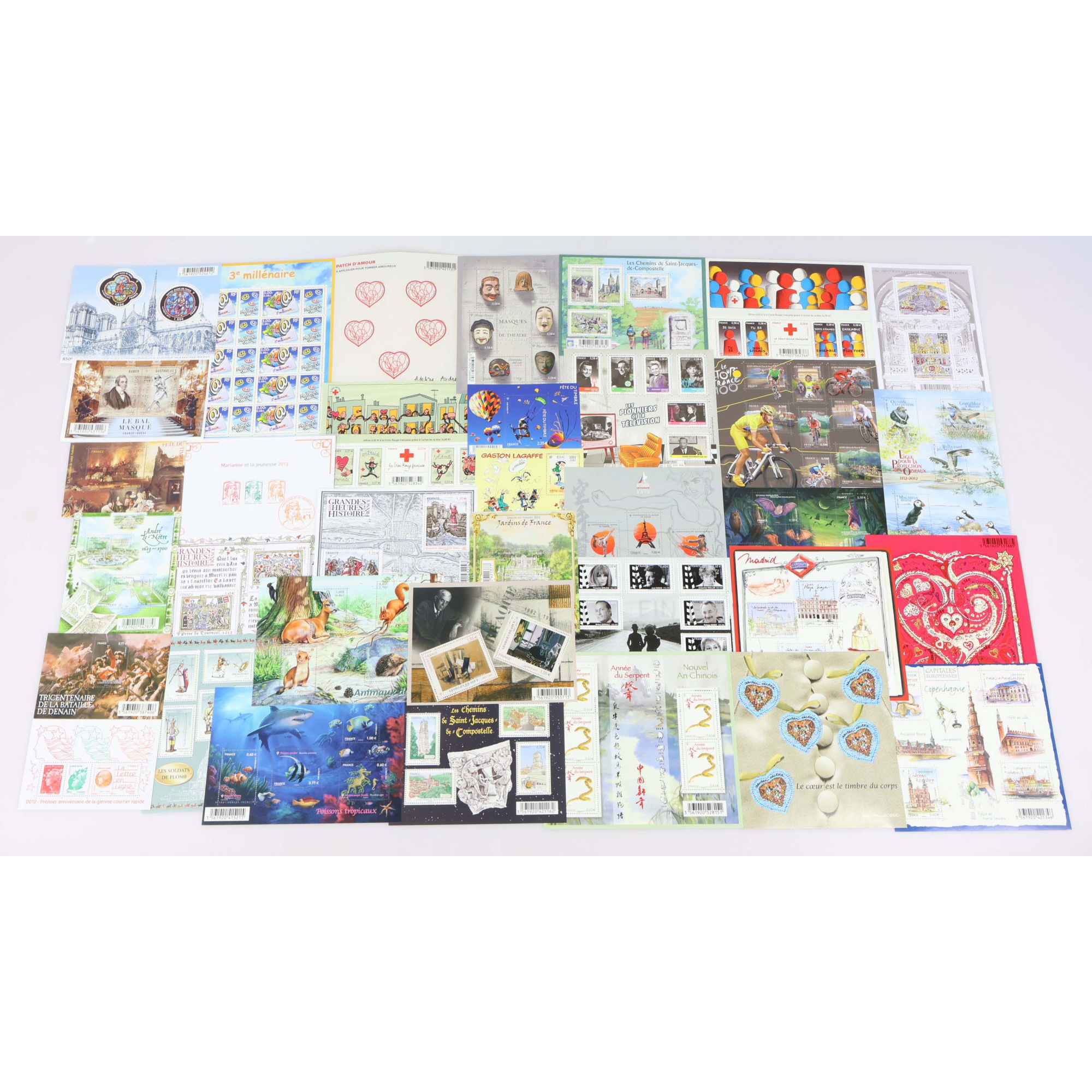 LOT DE BLOCS DE FRANCE TIMBRES NEUFS FACIALE 102€ POUR COURRIERS / COLLECTION