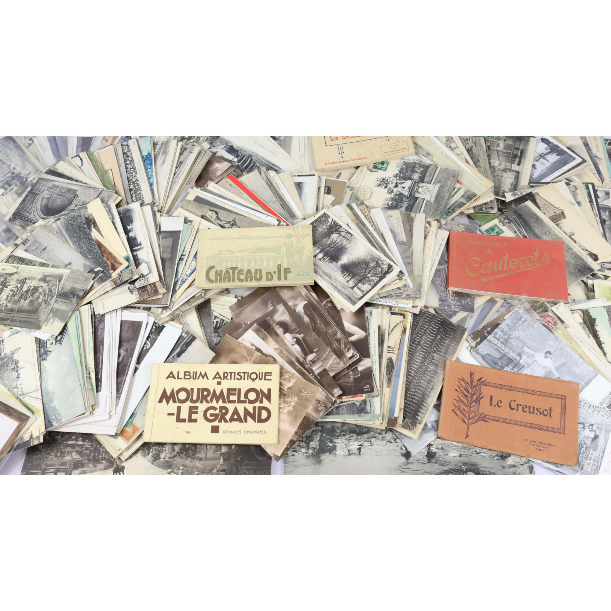 ÉNORME LOT DE 1134 ANCIENNES CARTES POSTALES DE FRANCE ET DIVERS PAYS