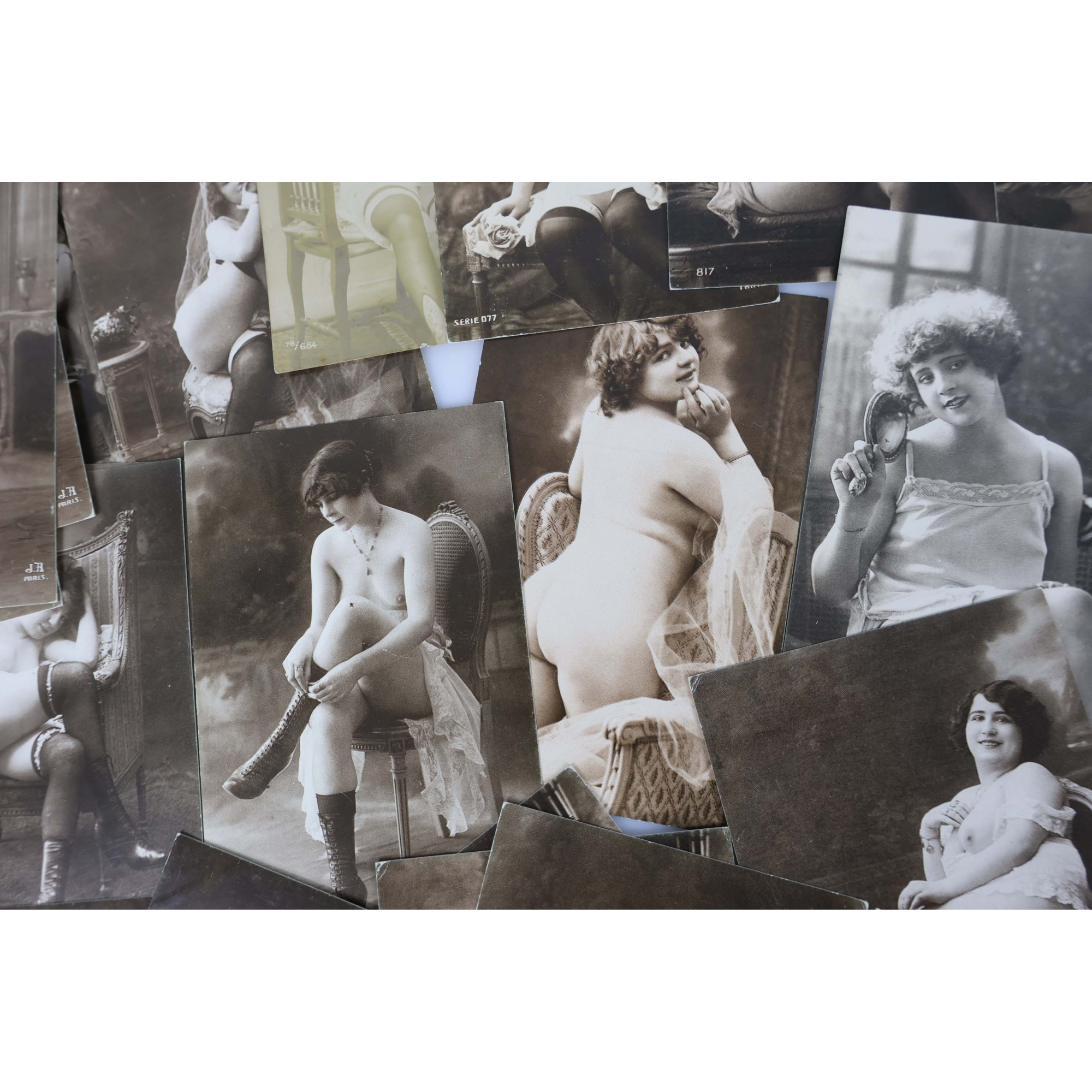 ÉNORME LOT DE 1134 ANCIENNES CARTES POSTALES DE FRANCE ET DIVERS PAYS