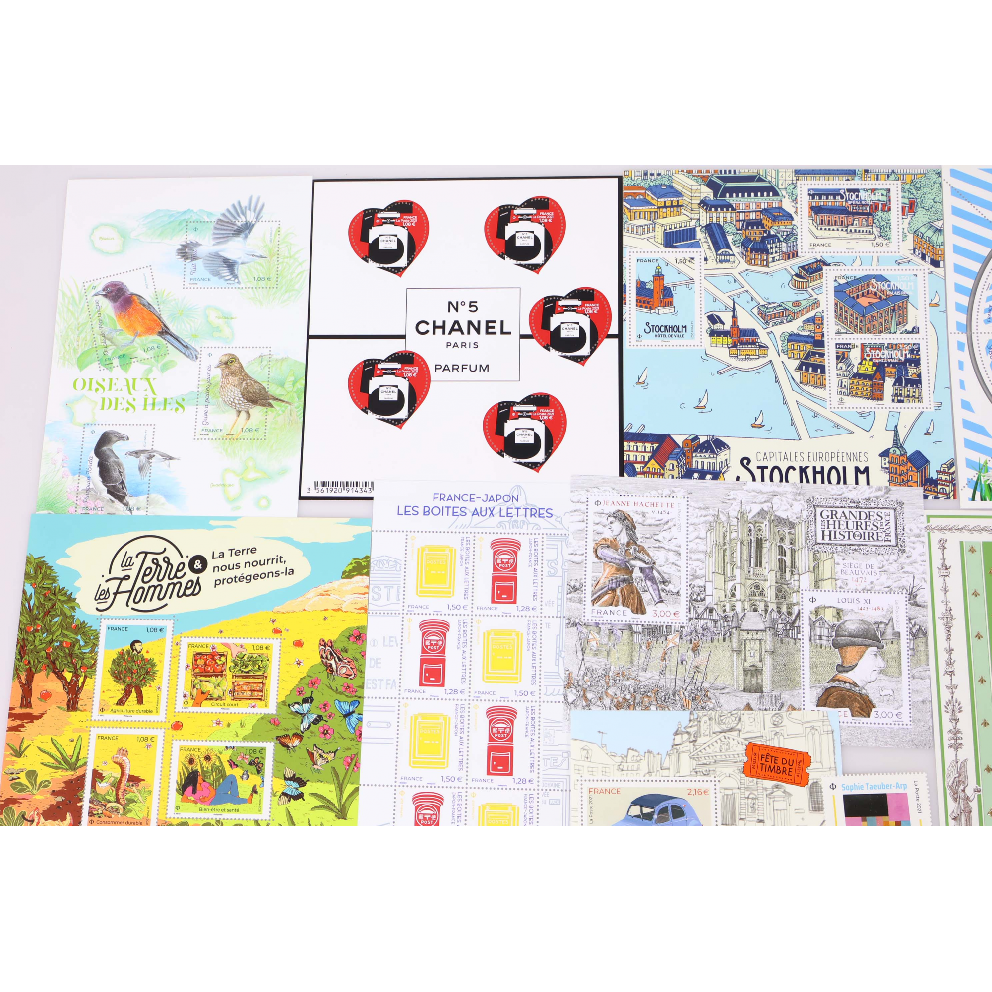 LOT DE TIMBRES ET BLOCS-FEUILLETS DE 2021 TIMBRES NEUFS** FACIALE ELEVEE