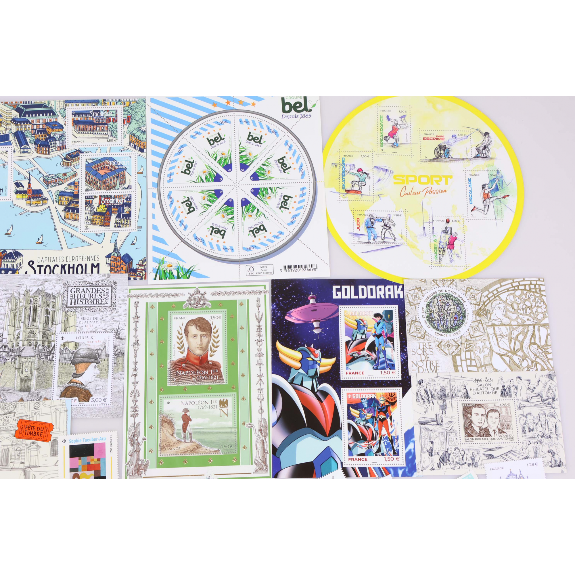 LOT DE TIMBRES ET BLOCS-FEUILLETS DE 2021 TIMBRES NEUFS** FACIALE ELEVEE