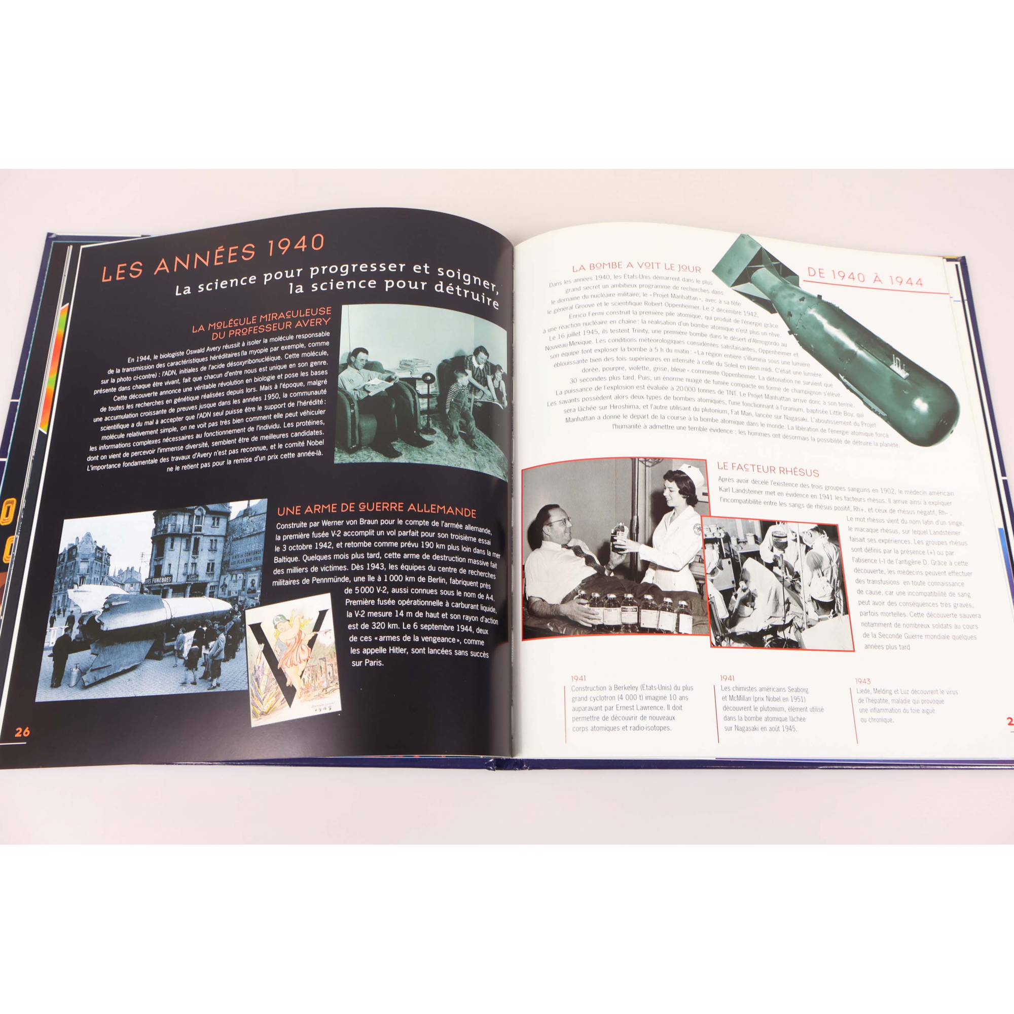 FRANCE, LE LIVRE DES TIMBRES " UN SIÈCLE DE PROGRÈS SCIENTIFIQUES " ANNÉE 2001