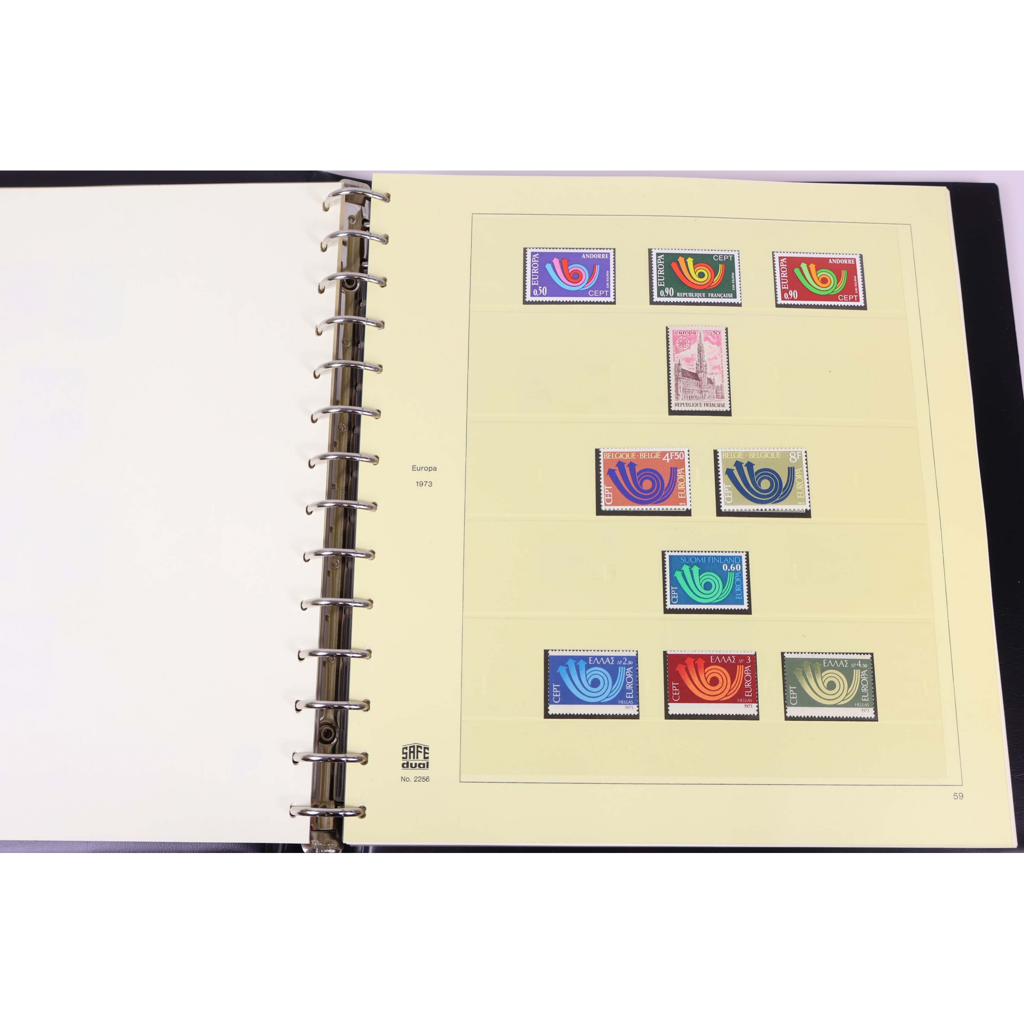 COLLECTION EUROPA CLASSEUR SAFE DE 1972 A 1979 TIMBRES NEUFS COTE IMPORTANTE COLLECTION EUROPA CLASSEUR SAFE DE 1972 A 1979 TIMBRES NEUFS COTE IMPORTANTE