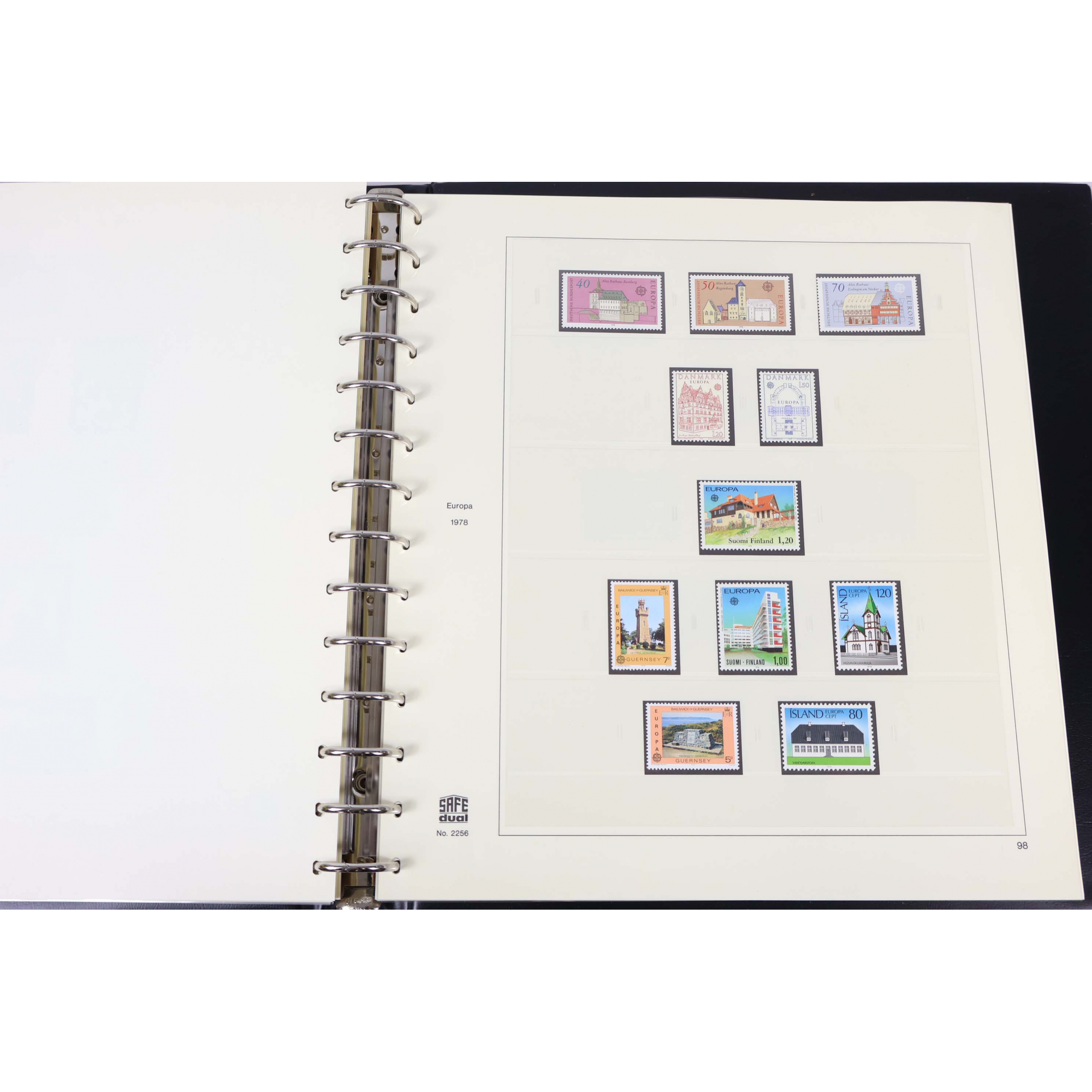 COLLECTION EUROPA CLASSEUR SAFE DE 1972 A 1979 TIMBRES NEUFS COTE IMPORTANTE COLLECTION EUROPA CLASSEUR SAFE DE 1972 A 1979 TIMBRES NEUFS COTE IMPORTANTE