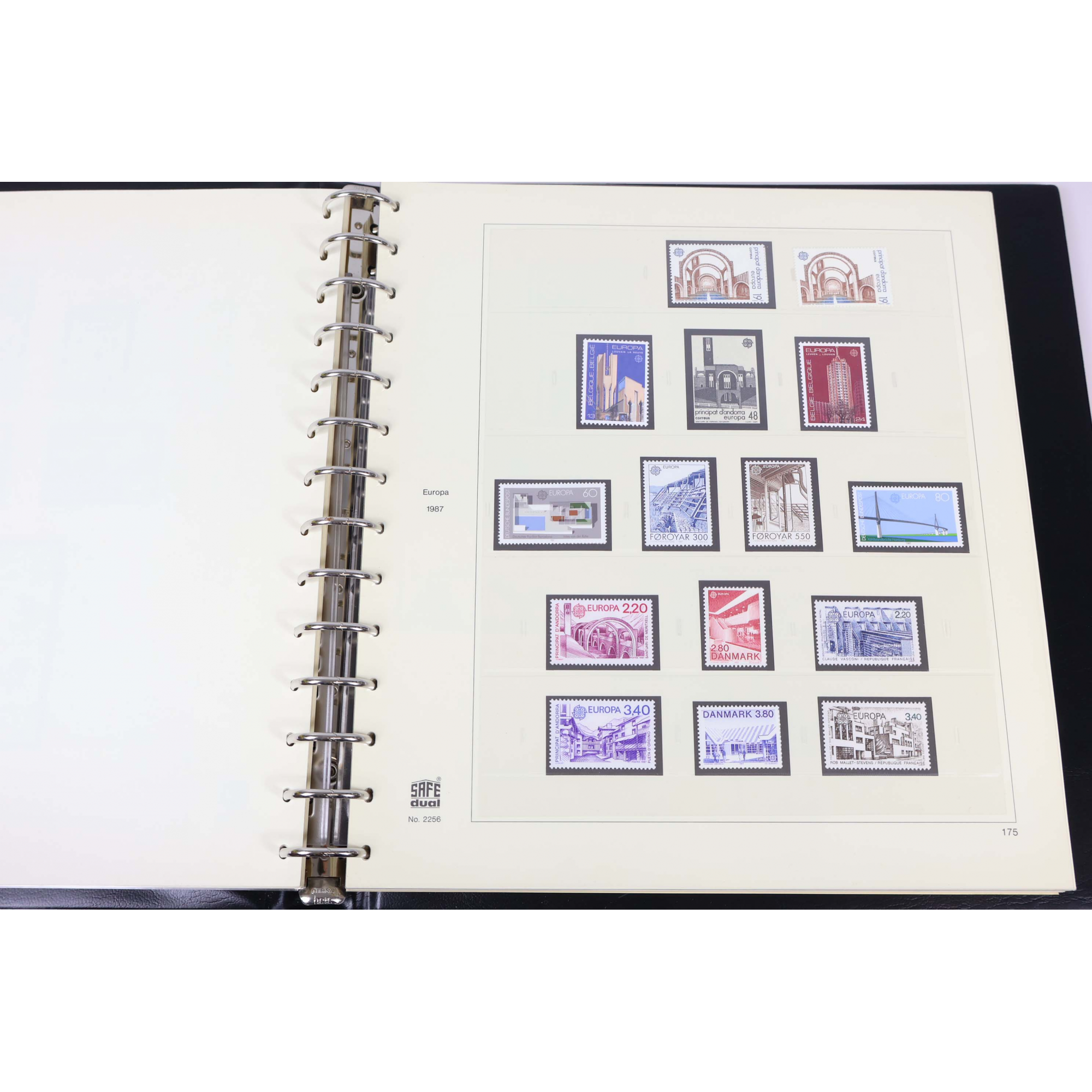 COLLECTION EUROPA CLASSEUR SAFE DE 1986 A 1989 TIMBRES NEUFS COTE IMPORTANTE COLLECTION EUROPA CLASSEUR SAFE DE 1986 A 1989 TIMBRES NEUFS COTE IMPORTANTE