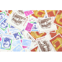 LOT DE 100 TIMBRES FRANCE NEUFS AFFRANCHISSEMENT 1.30 EUROS, SOUS FACIALE