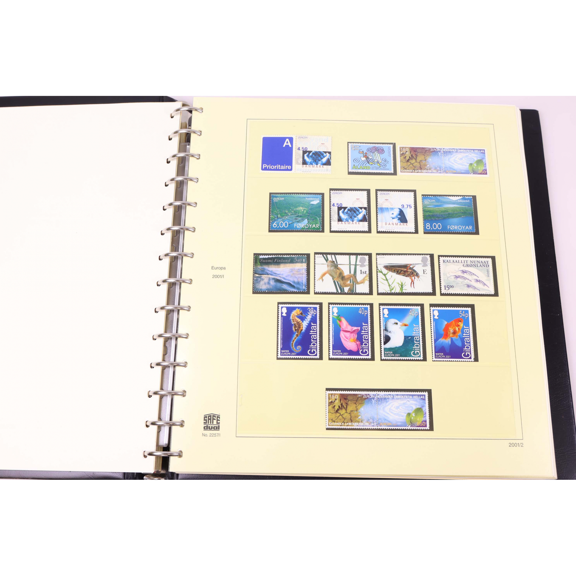 COLLECTION EUROPA CLASSEUR SAFE DE 2001 À 2004 TIMBRES NEUFS COTE IMPORTANTE COLLECTION EUROPA CLASSEUR SAFE DE 2001 À 2004 TIMBRES NEUFS COTE IMPORTANTE