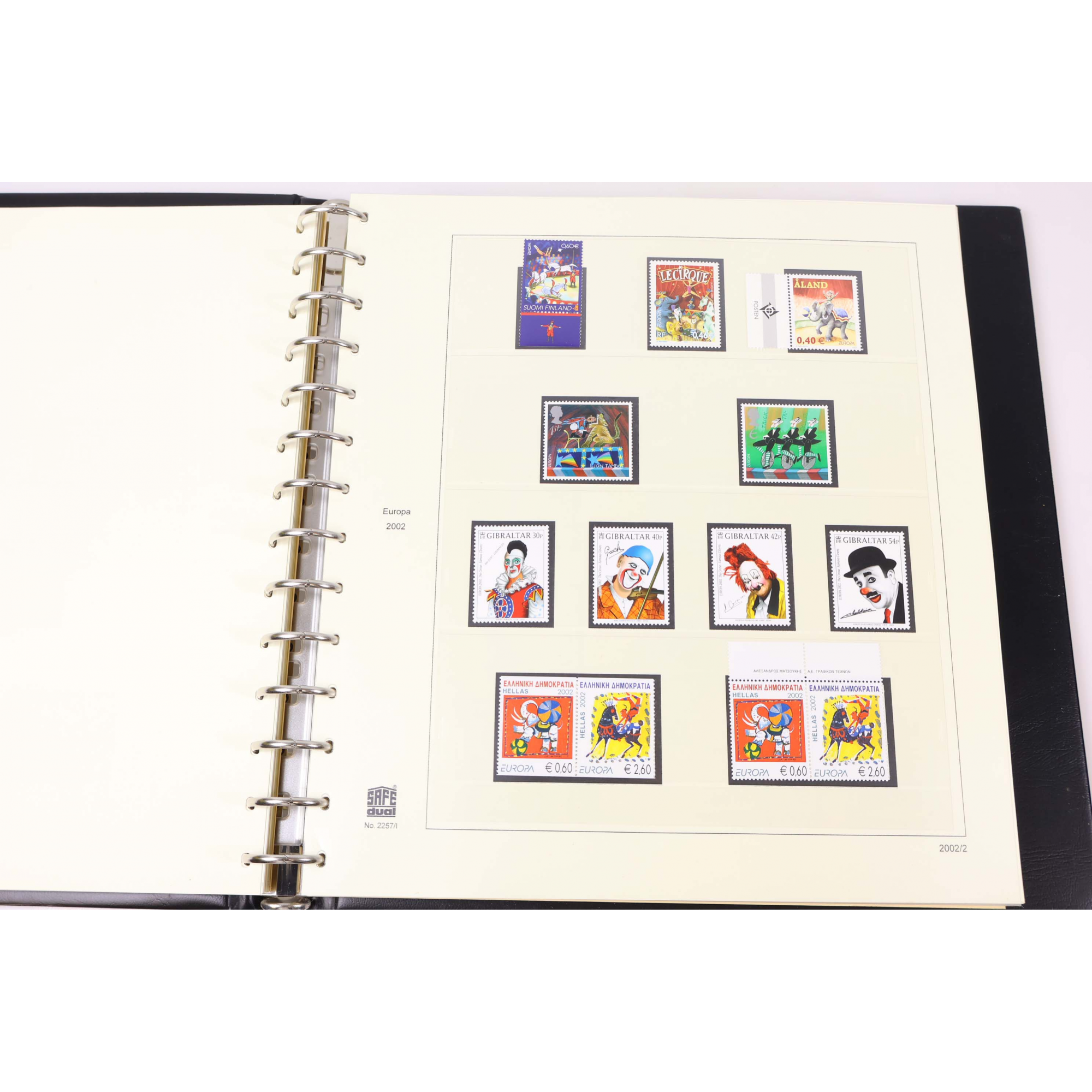COLLECTION EUROPA CLASSEUR SAFE DE 2001 À 2004 TIMBRES NEUFS COTE IMPORTANTE COLLECTION EUROPA CLASSEUR SAFE DE 2001 À 2004 TIMBRES NEUFS COTE IMPORTANTE