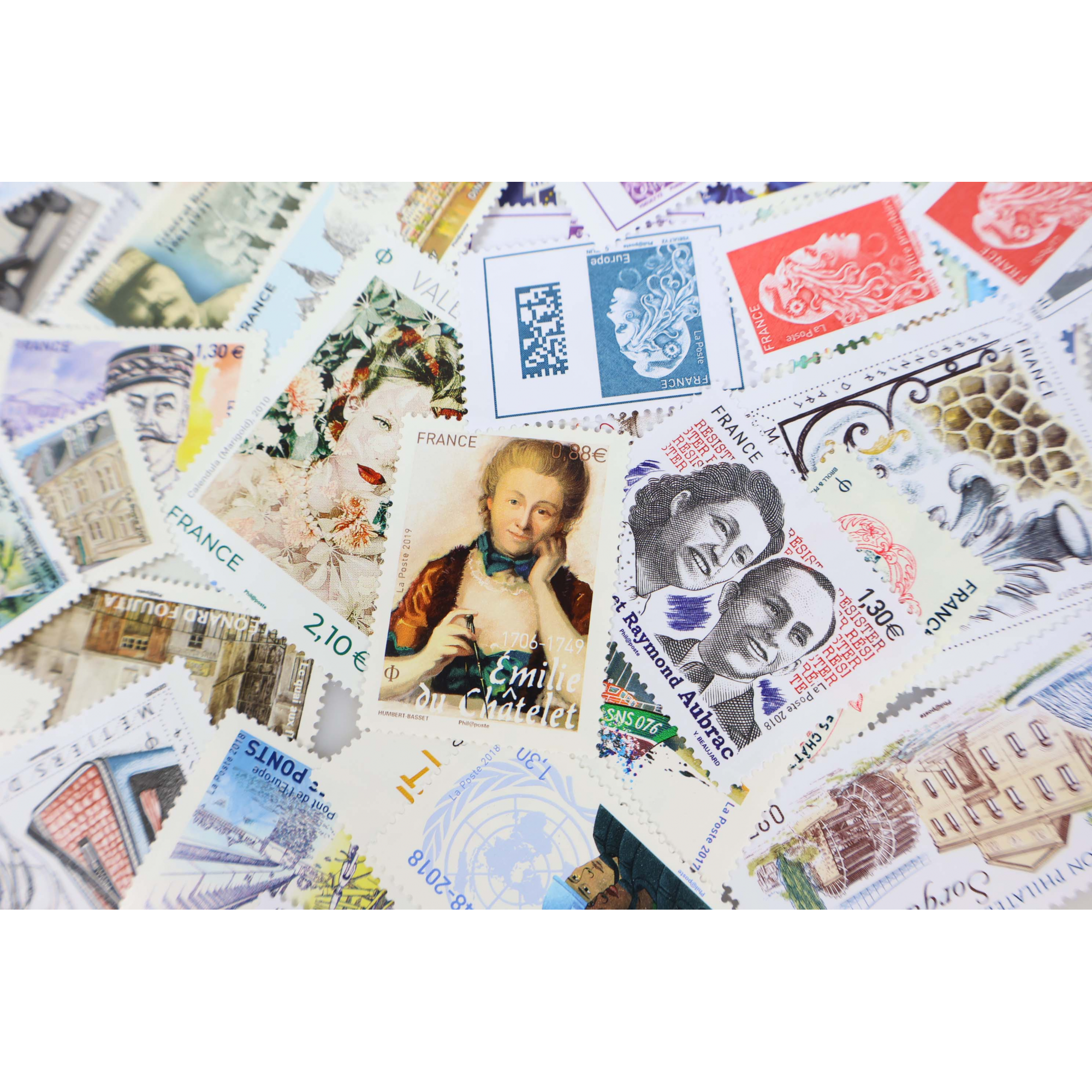 FRANCE LOT DE TIMBRES NEUFS** EN EUROS DES ANNÉES 2017 À 2019 FACIALE 130€