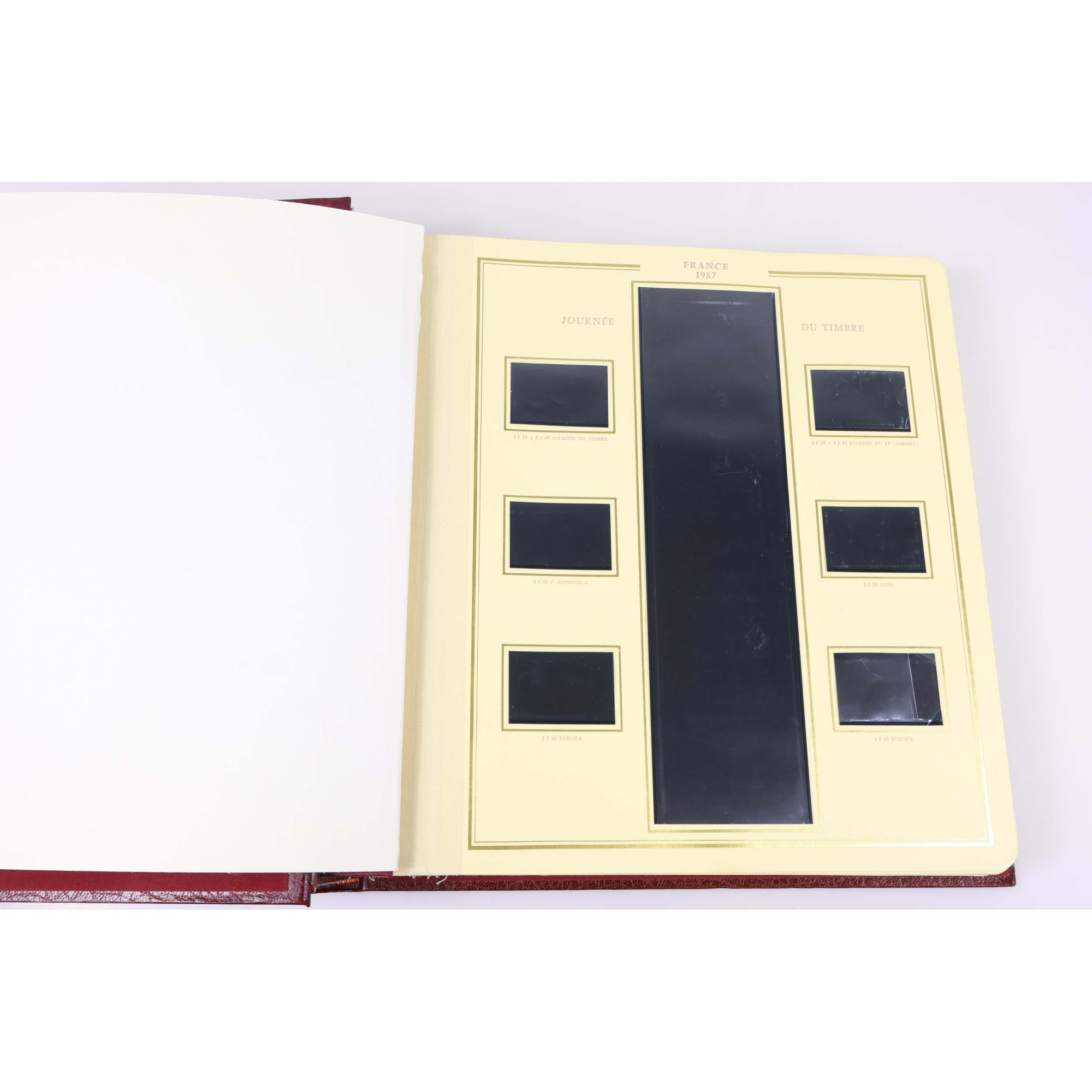 ALBUM CÉRÈS PRÉSIDENCE, POUR UNE COLLECTION DE TIMBRES DE FRANCE DE 1987 À 1992 ALBUM CÉRÈS PRÉSIDENCE, POUR UNE COLLECTION DE TIMBRES DE FRANCE DE 1987 À 1992