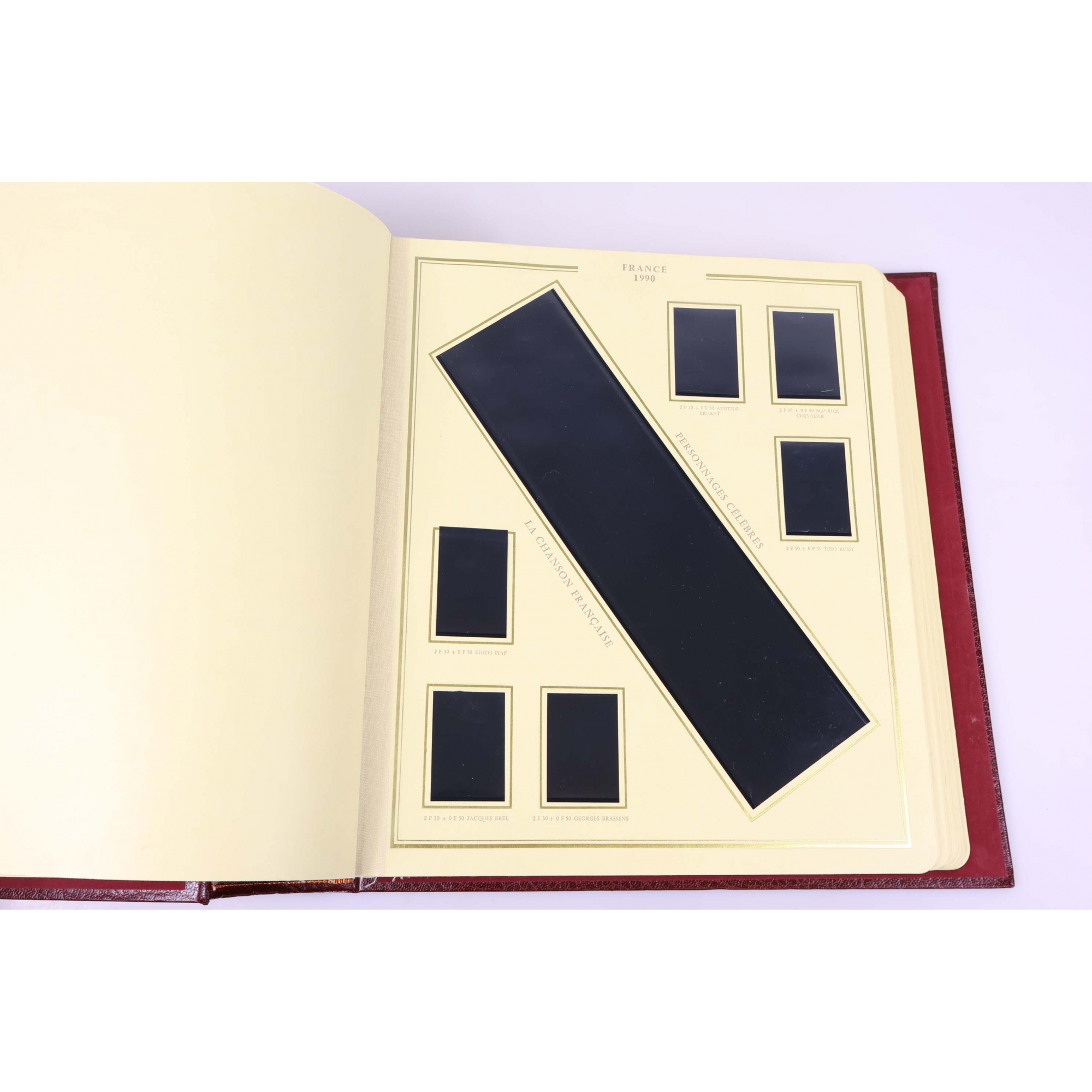 ALBUM CÉRÈS PRÉSIDENCE, POUR UNE COLLECTION DE TIMBRES DE FRANCE DE 1987 À 1992 ALBUM CÉRÈS PRÉSIDENCE, POUR UNE COLLECTION DE TIMBRES DE FRANCE DE 1987 À 1992