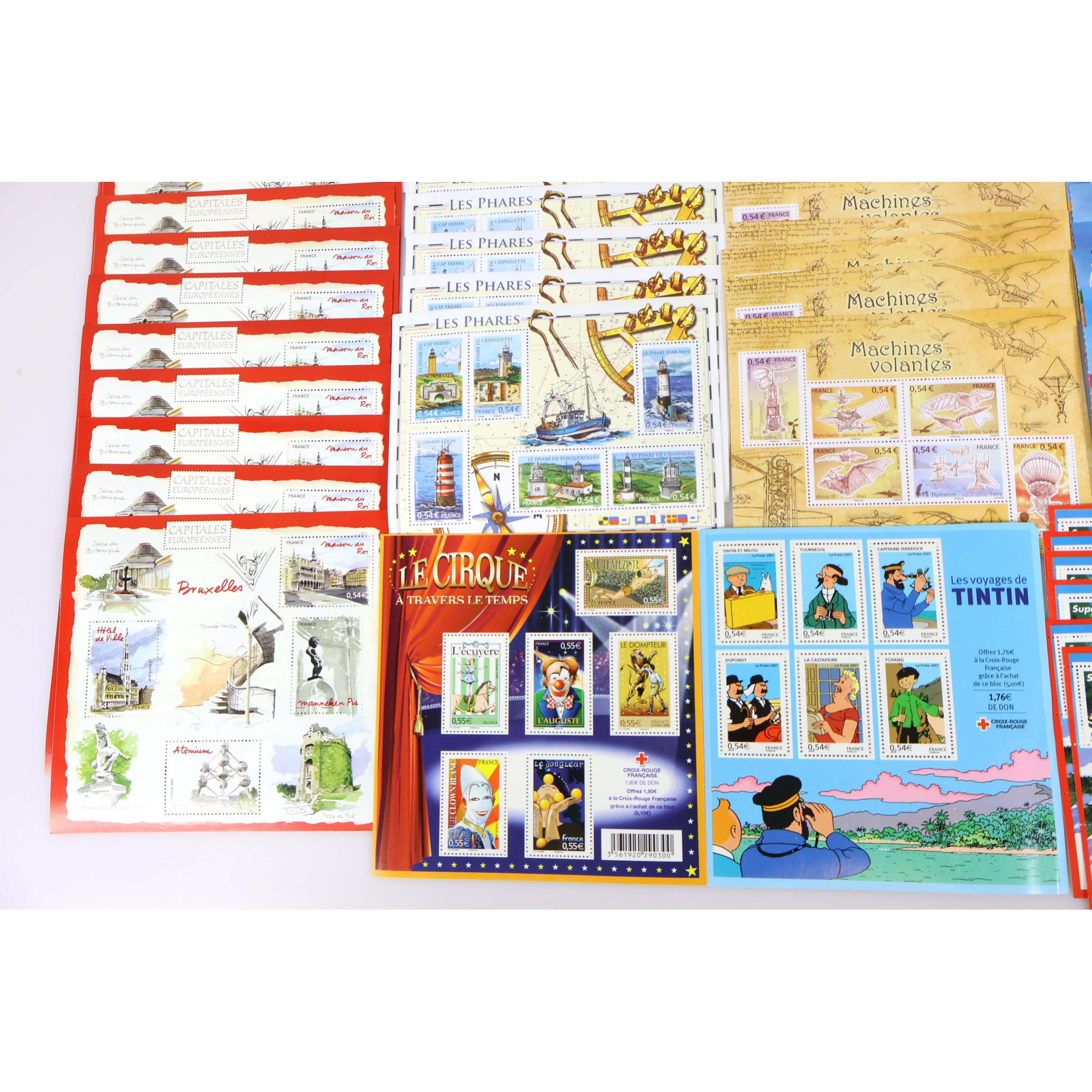 LOT IMPORTANT DE BLOCS-FEUILLETS DE FRANCE TIMBRES NEUFS** FACIALE 219€