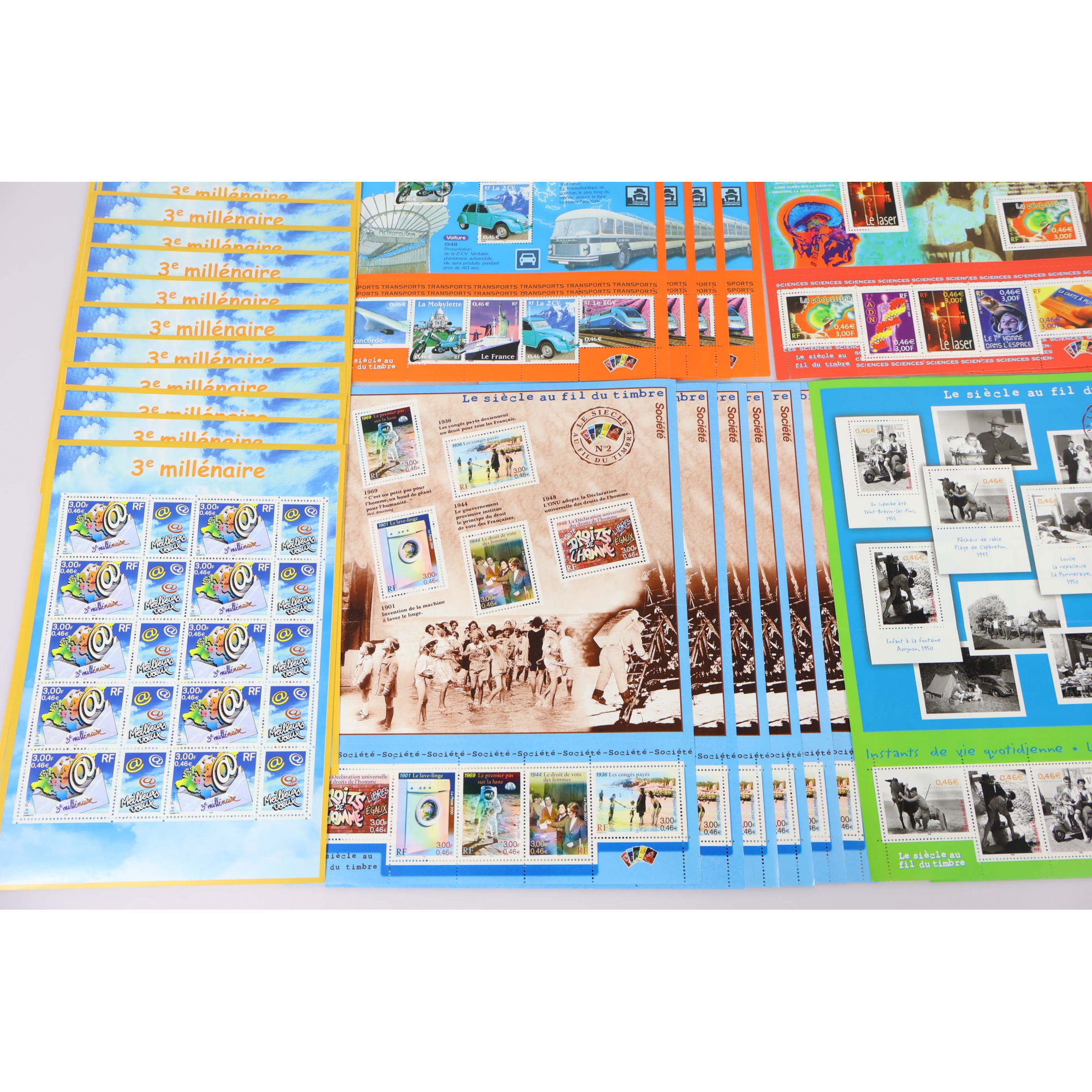 LOT IMPORTANT DE BLOCS-FEUILLETS DE FRANCE EN EUROS TIMBRES NEUFS** FACIALE 257€