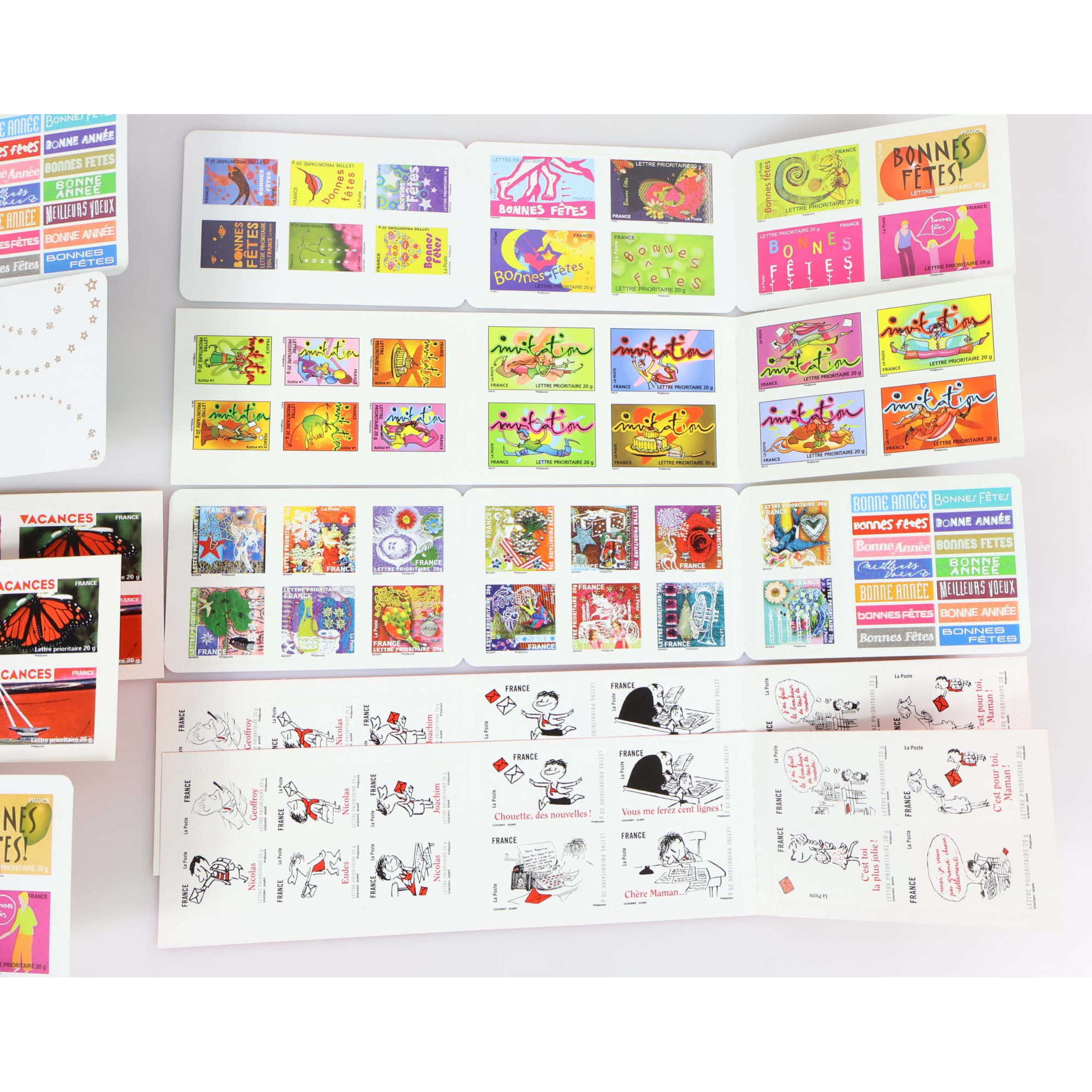 LOT DE 10 CARNETS AUTOADHÉSIFS PLIÉS DE 14 TIMBRES NEUFS À VALIDITÉ PERMANENTE
