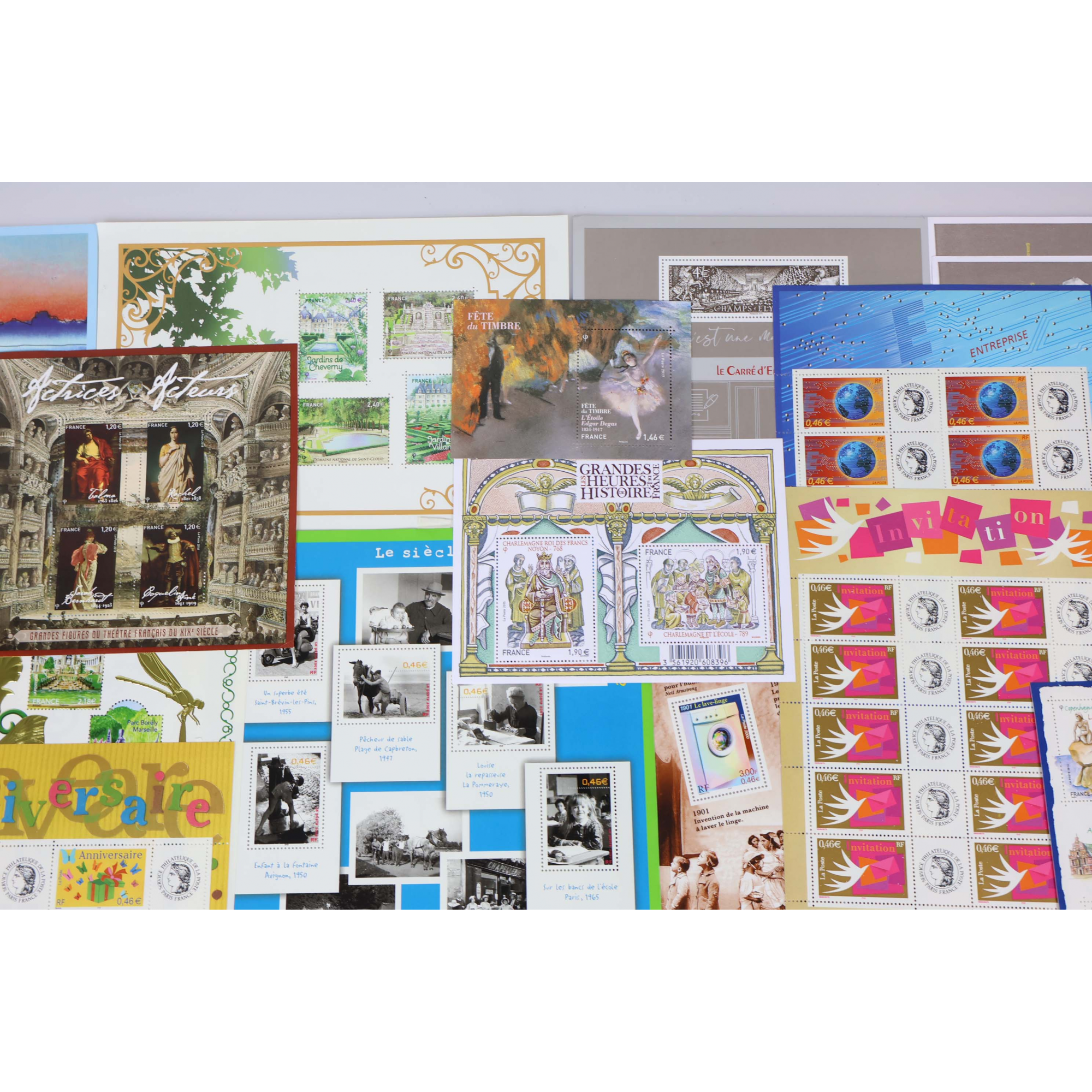 LOT DE BLOCS-FEUILLETS AVEC DÉFAUTS MINEURS TIMBRES NEUFS** FACIALE IMPORTANTE