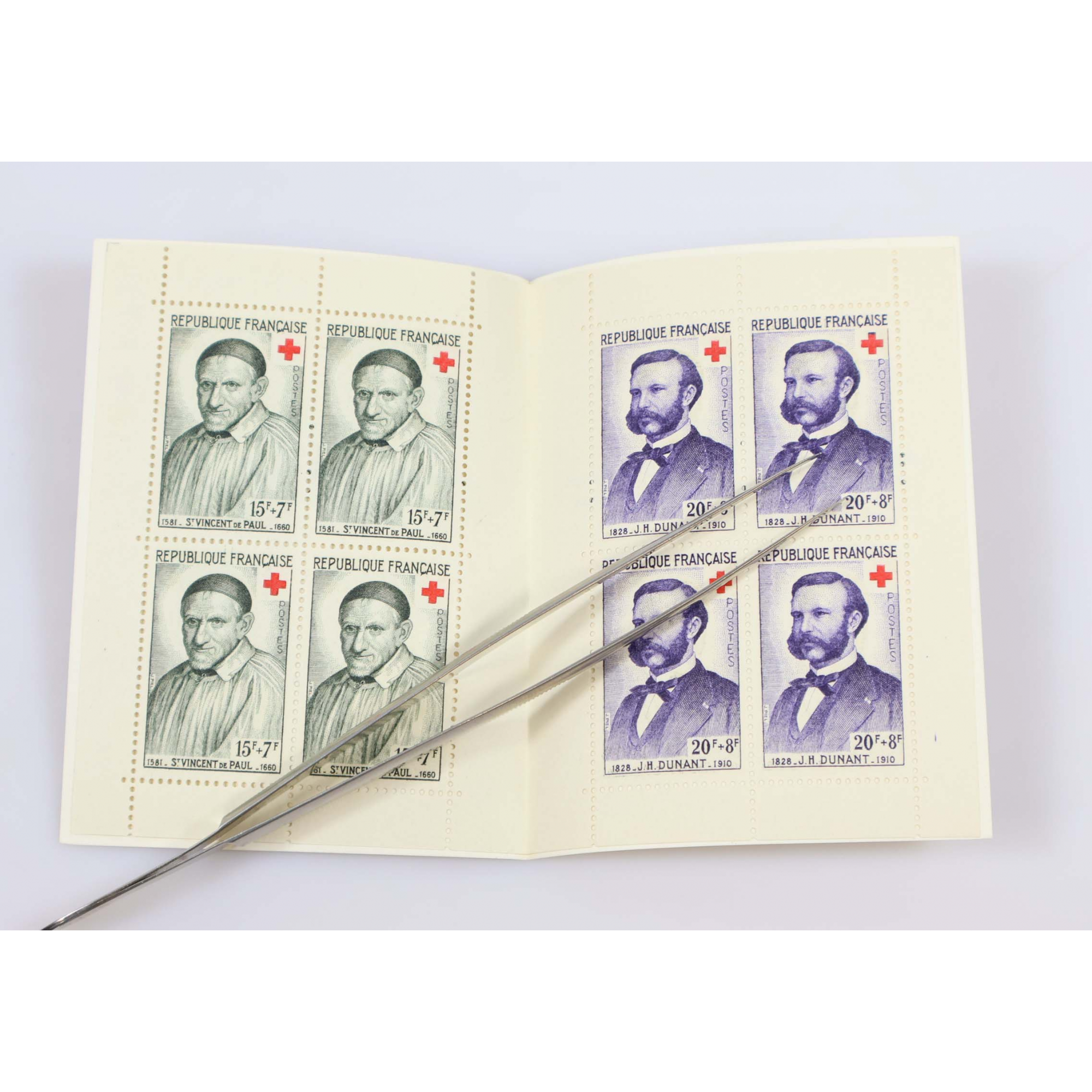 CARNETS CROIX-ROUGE DE 1956 À 1963 SÉRIE COMPLÈTE TIMBRES NEUFS** COTE 430€