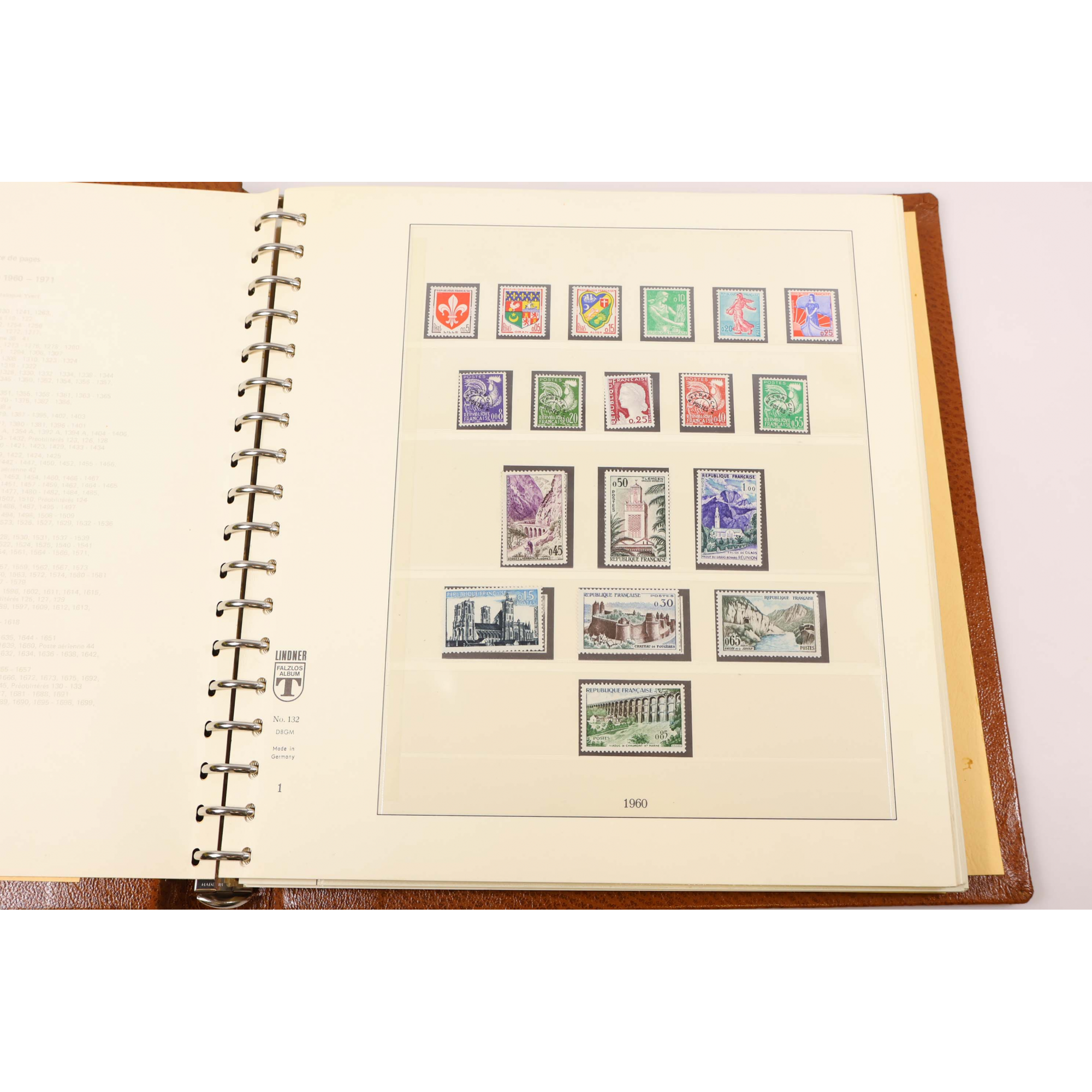 COLLECTION DE FRANCE ANNÉES 1960 À 1971 CLASSEUR LINDNER TIMBRES NEUFS**