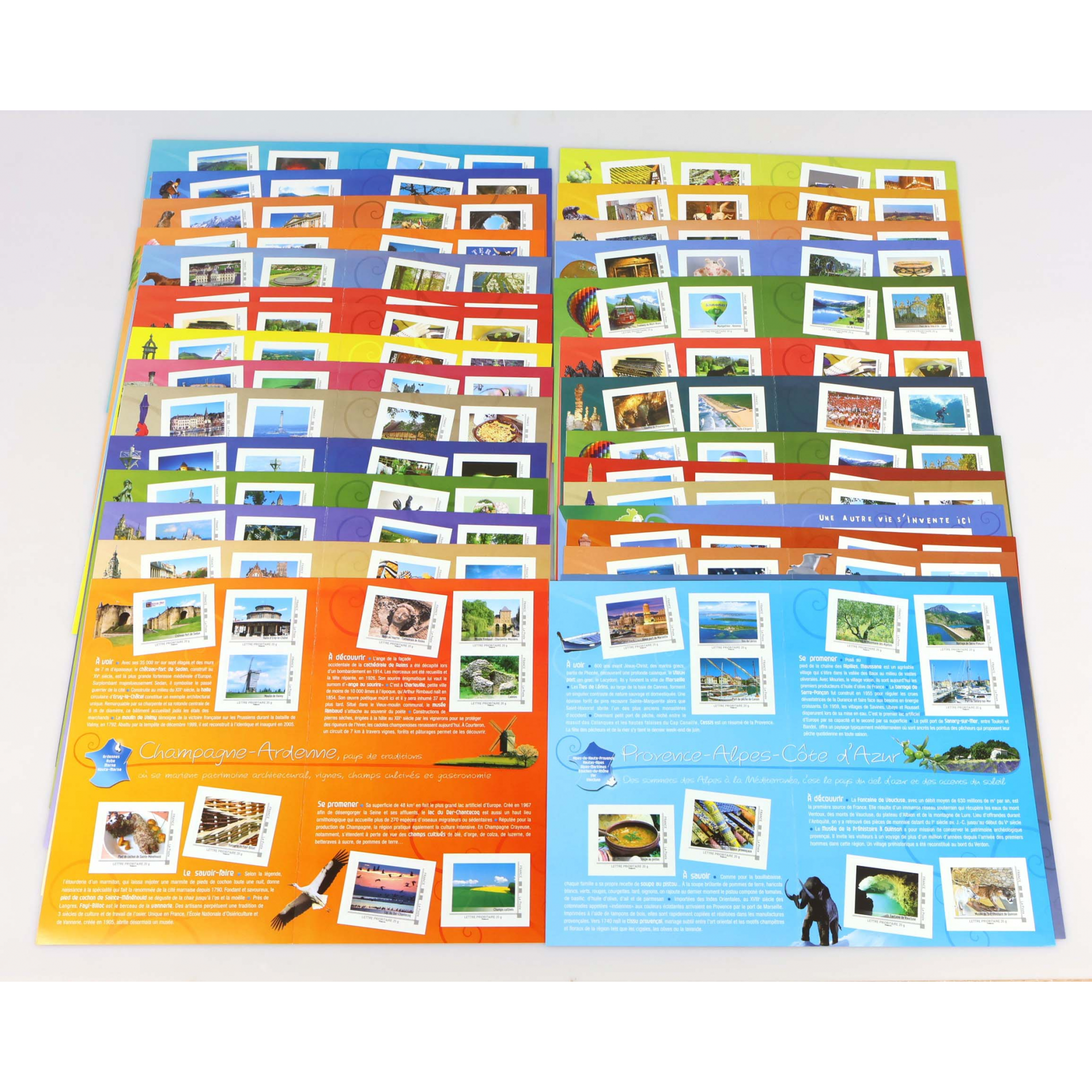 LOT DE 39 COLLECTORS DE FRANCE "LA FRANCE COMME J'AIME" 300 TIMBRES 20g