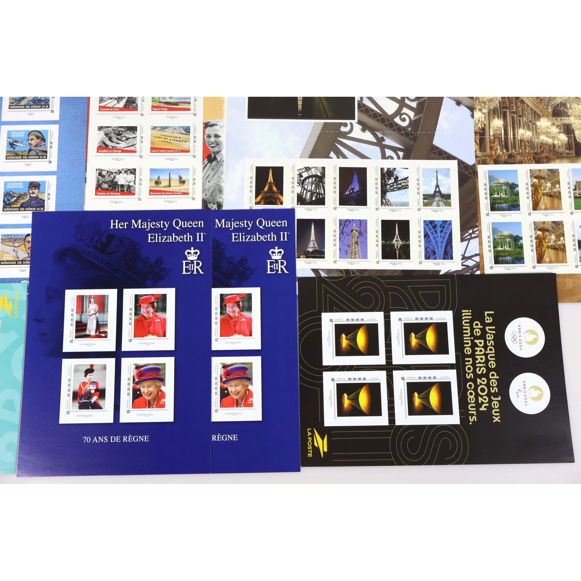 LOT DE 120 TIMBRES AUTOADHÉSIFS LETTRES MONDE 20g SOUS FORME DE COLLECTORS