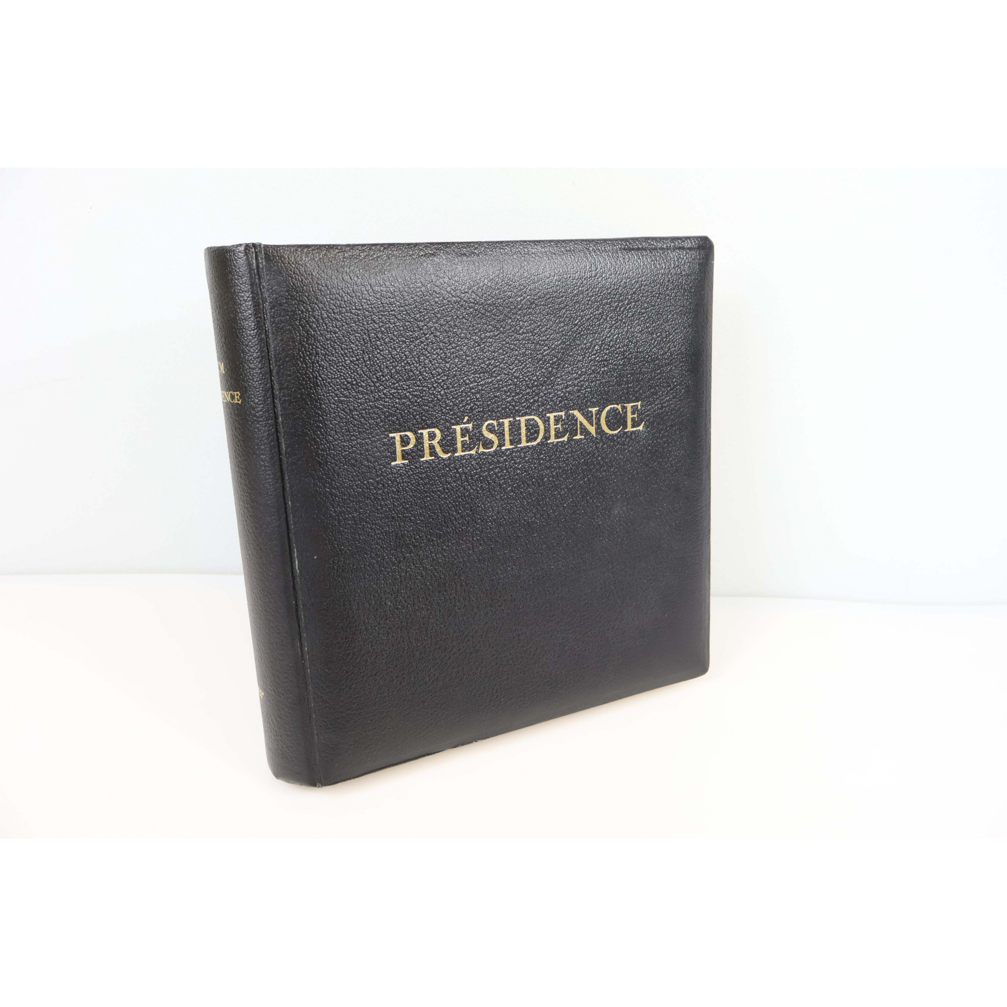 COLLECTION DE FRANCE DE 1979 À 1986 TIMBRES NEUFS** ALBUM LUXE PRÉSIDENCE